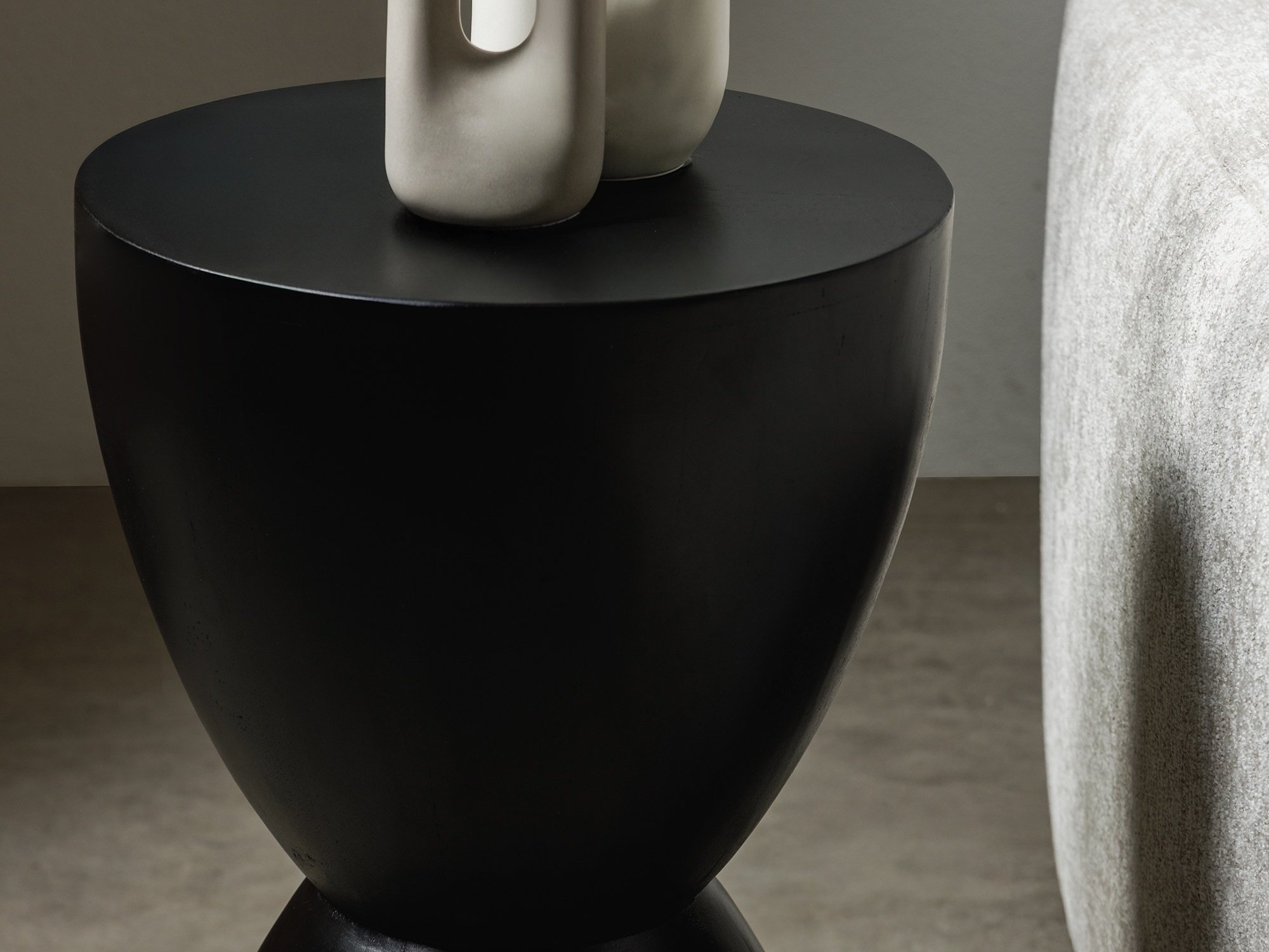 Kisasztal Burleson 368 (Fekete)