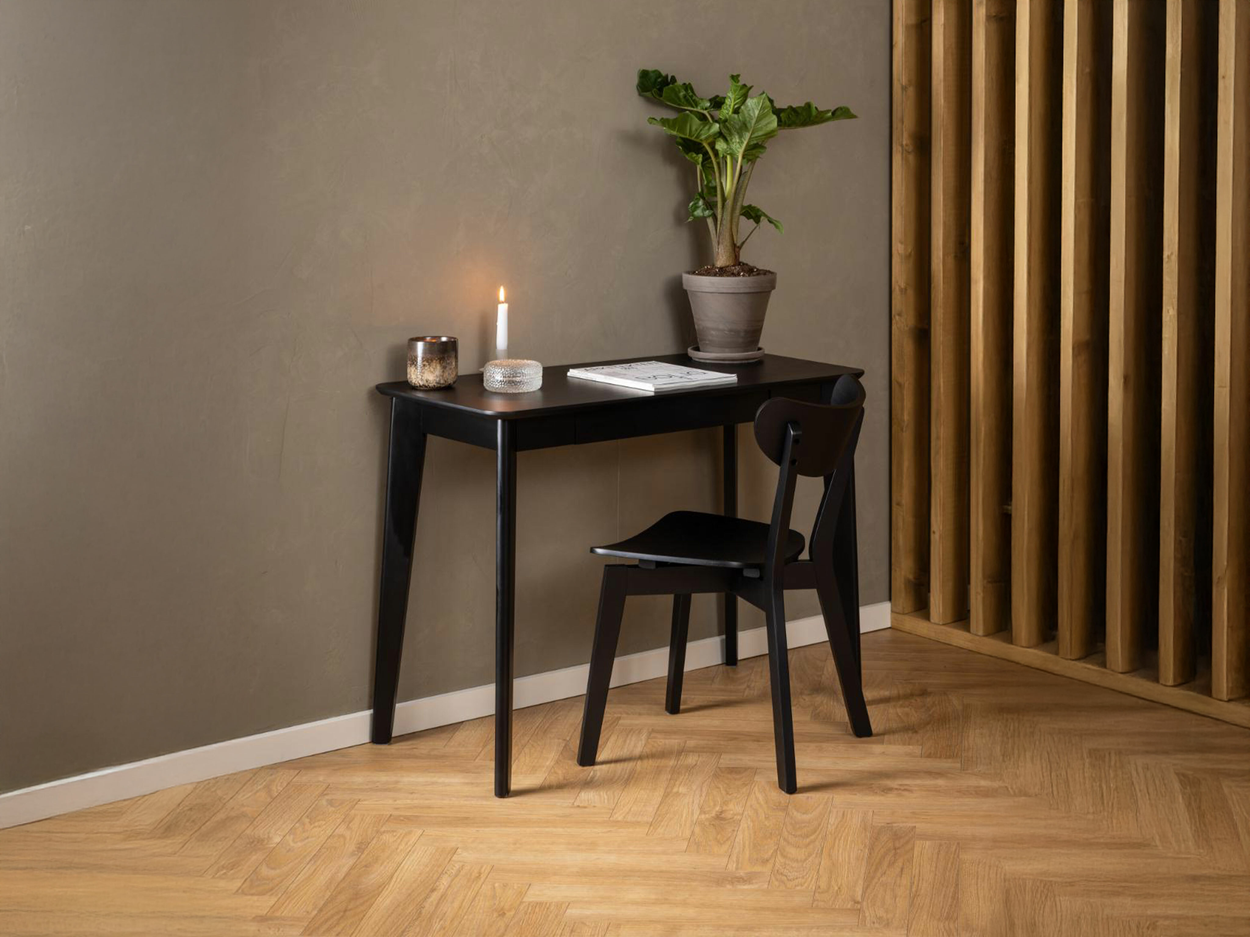 Szék Norsica 319 (Fekete tölgy + Fekete)