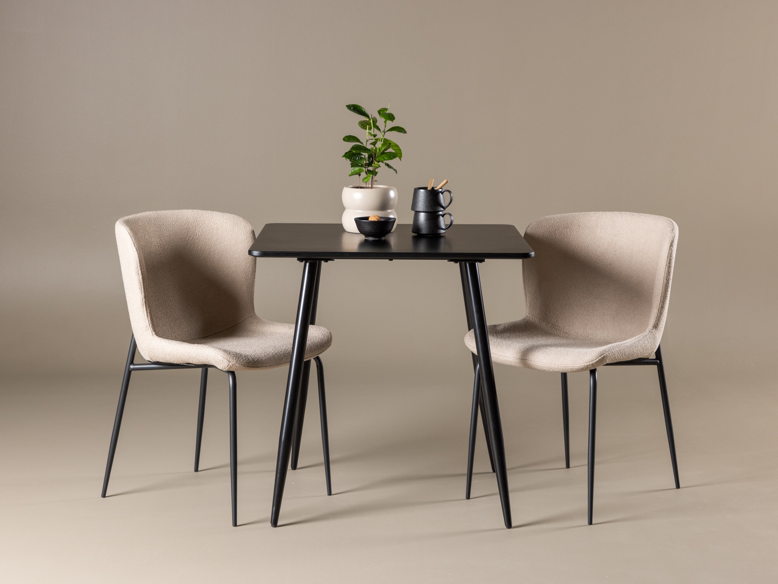 Étkezőgarnitúra Dallas 4910 (Fekete + Bézs)