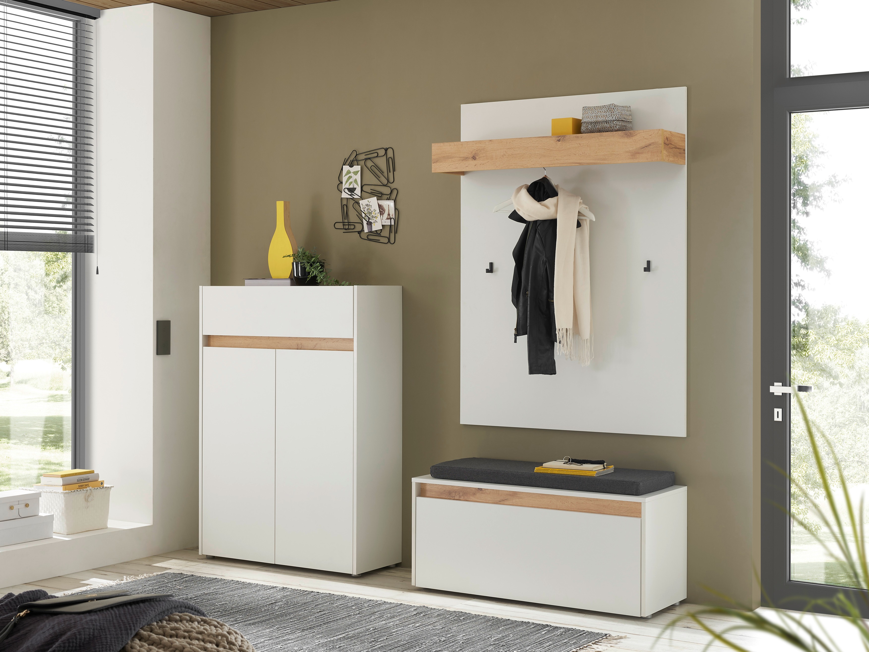 Előszoba garnitúra Elbsori 176 (Fehér + Wotan tölgy)