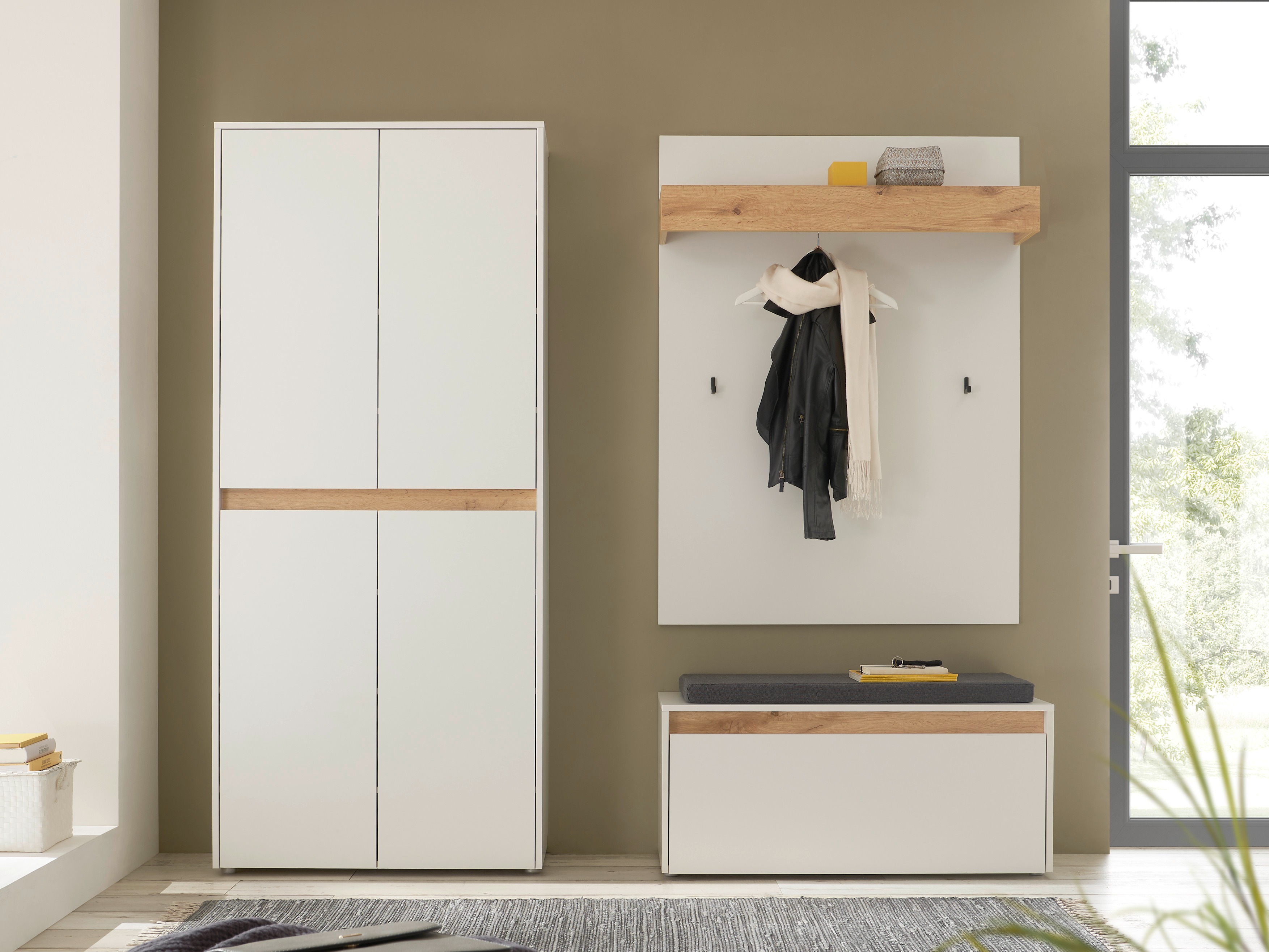 Előszoba garnitúra Elbsori 177 (Fehér + Wotan tölgy)