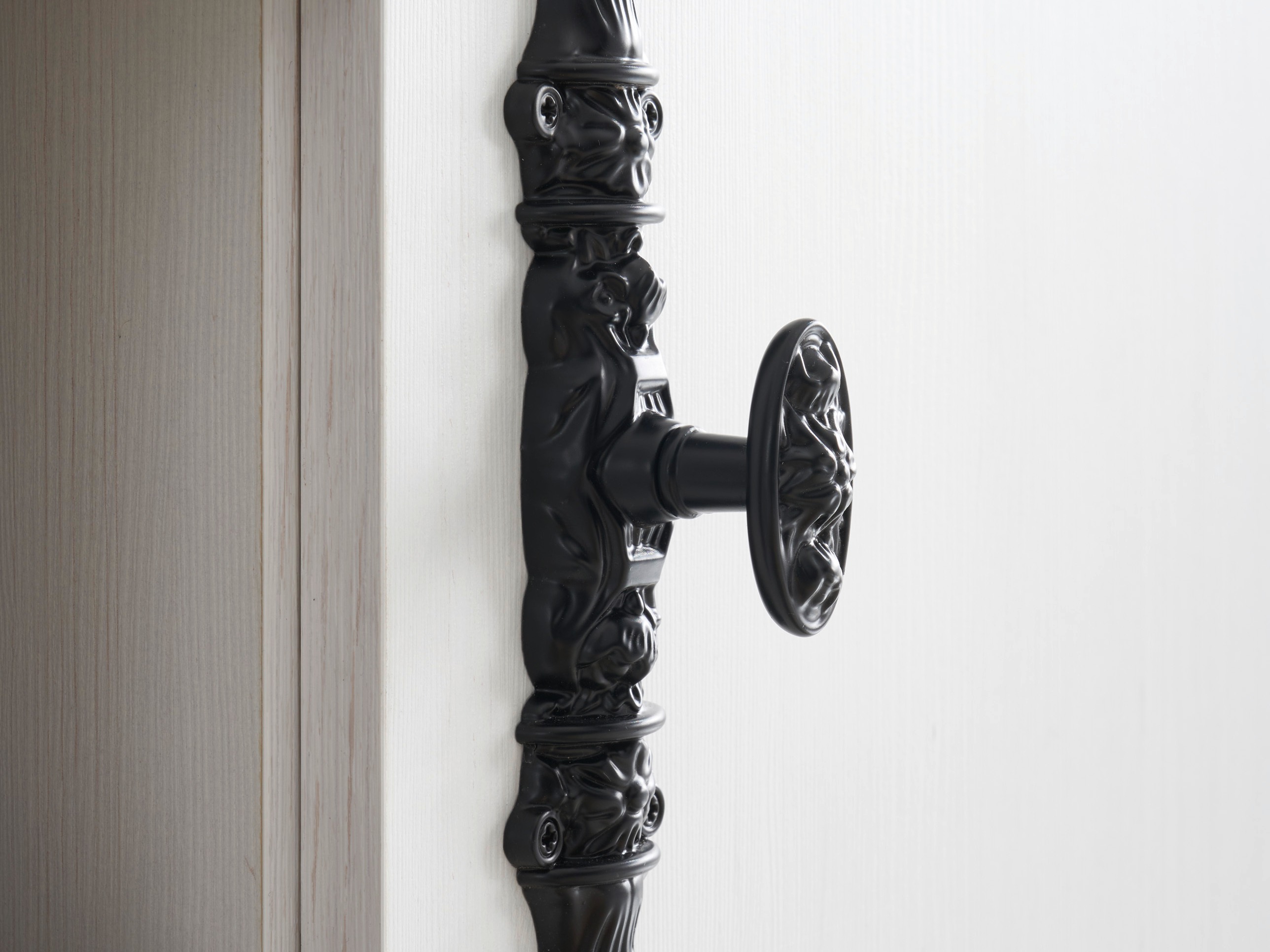 Moduláris szekrény fiókkal és ajtókkal Flora 101