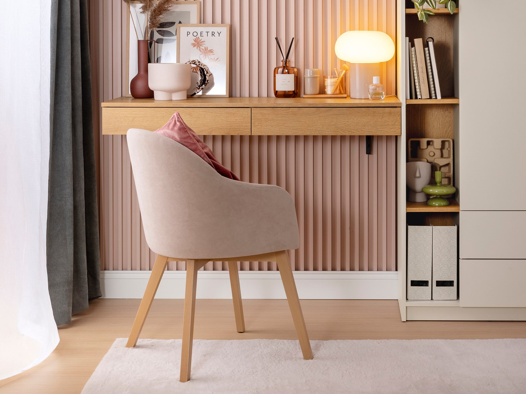 Íróasztal Ferferu 104