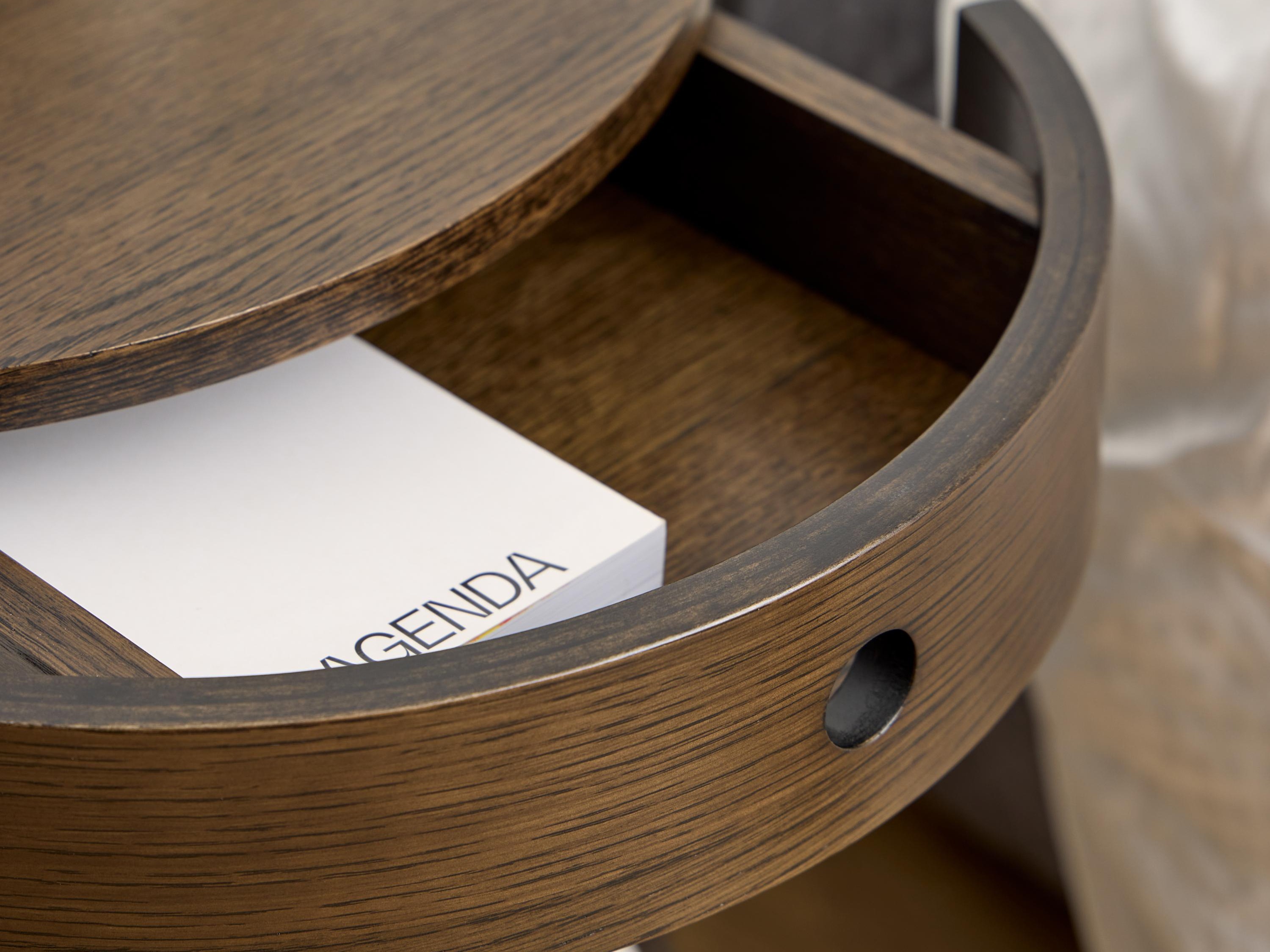 Éjjeliszekrény Norsica 987 (Sötét tölgy)