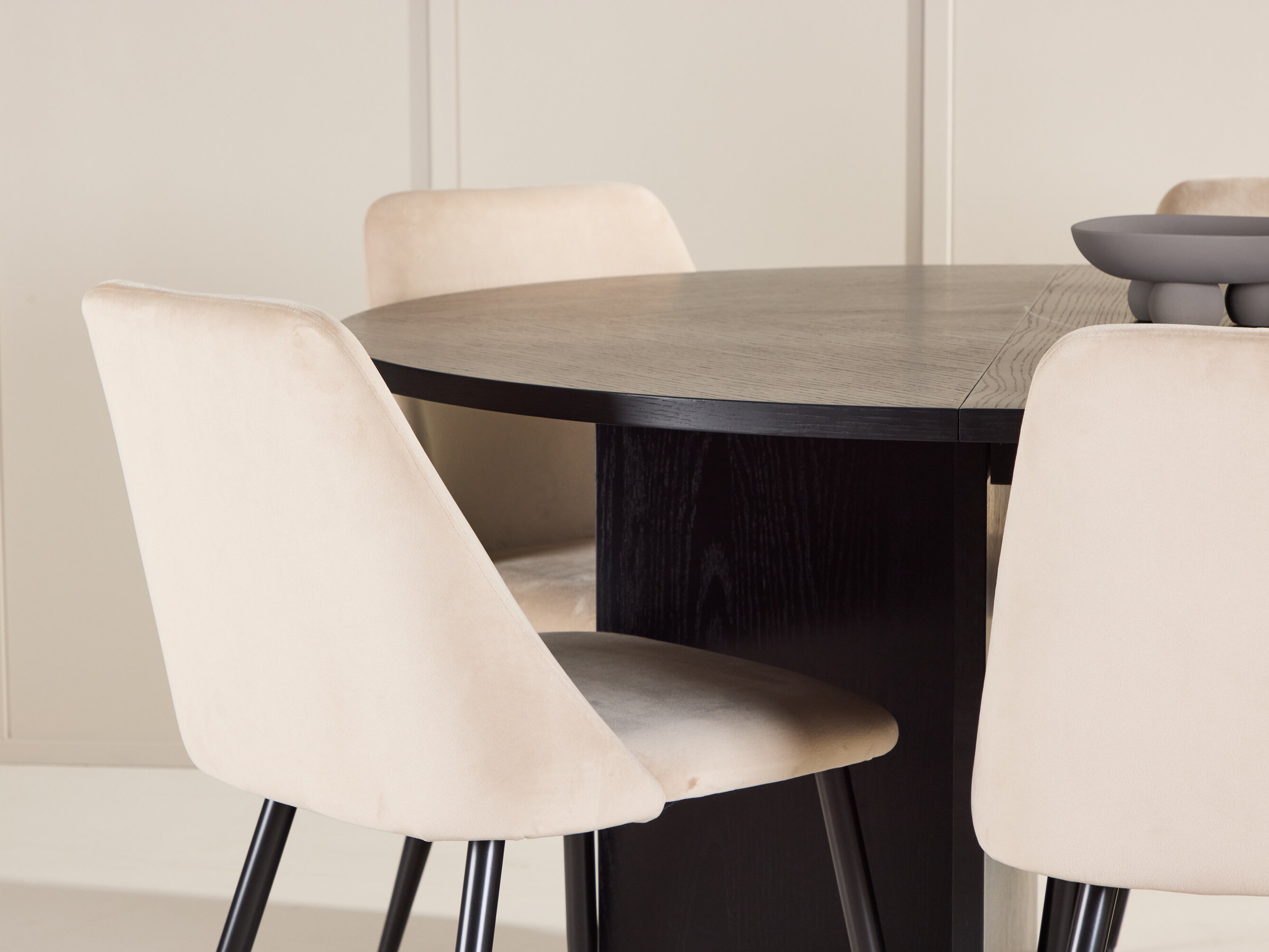 Étkezőgarnitúra Dallas 4992 (Fekete)