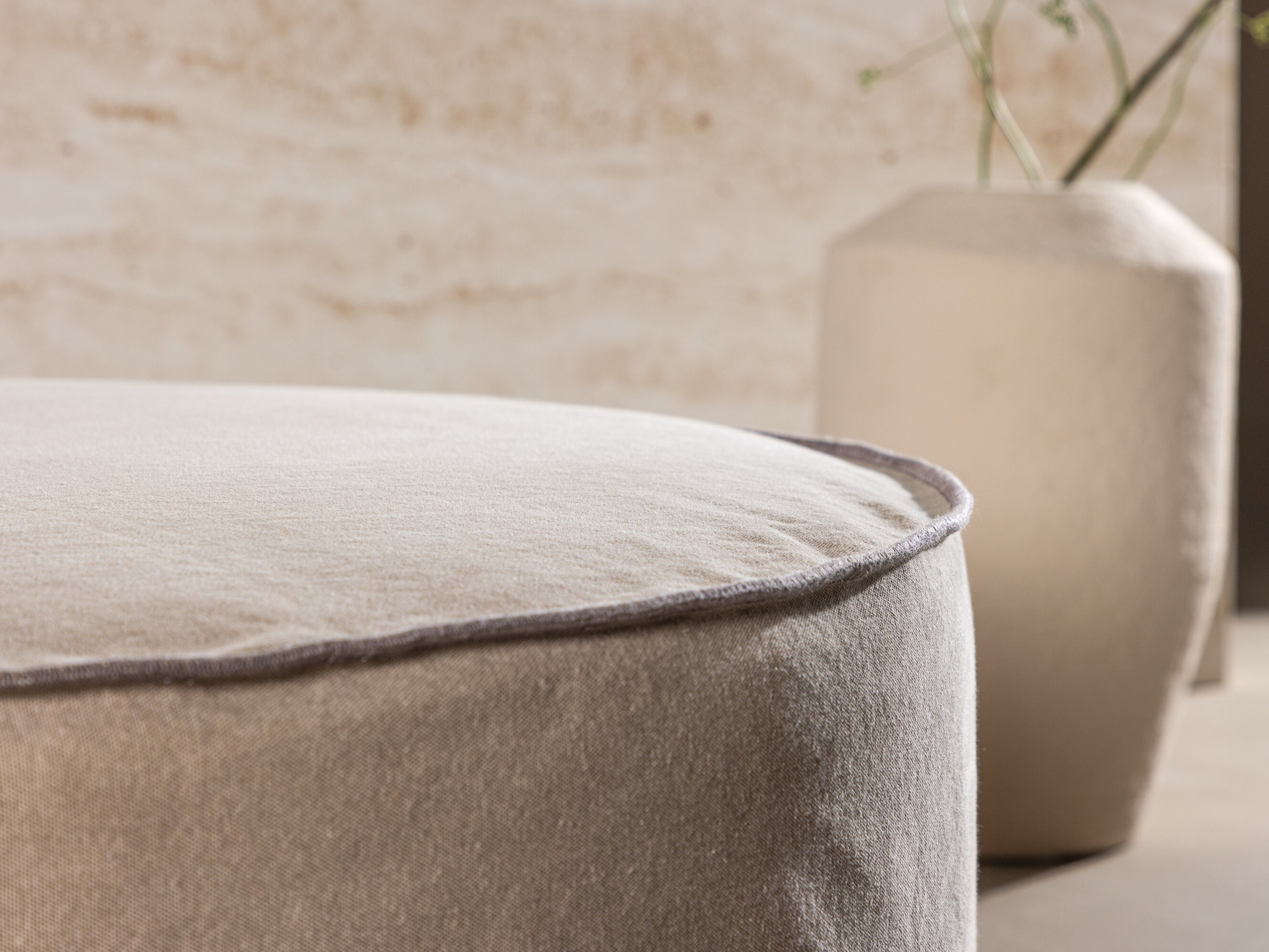 Kárpitozott pad Dallas 5006 (Világosbarna)