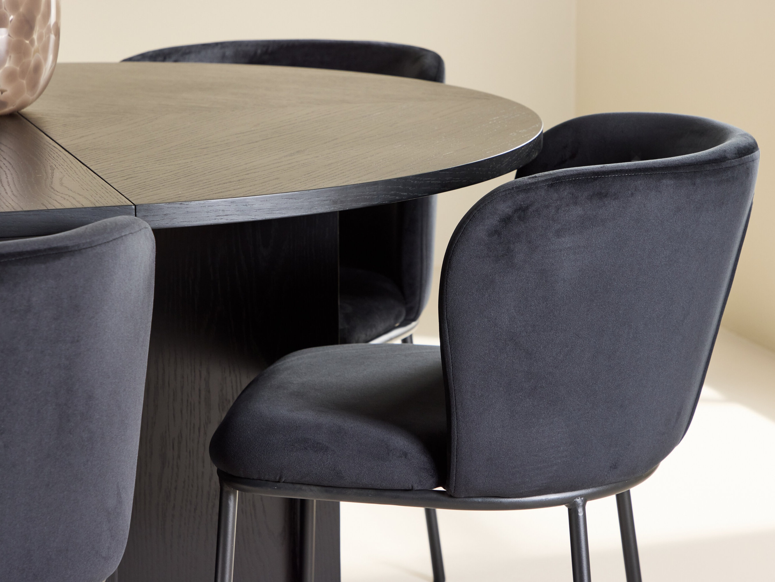 Étkezőgarnitúra Dallas 5013 (Fekete)