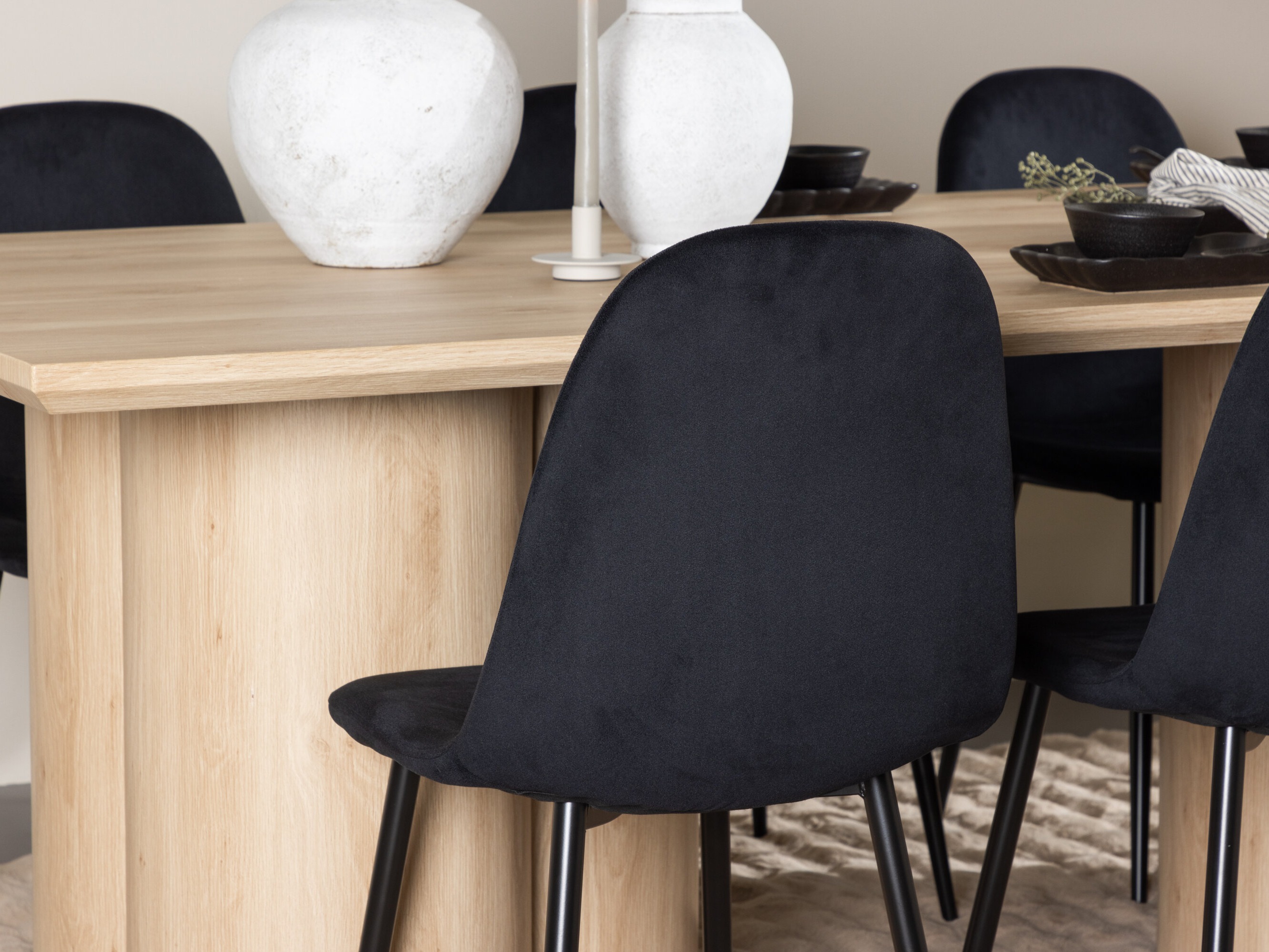 Étkezőgarnitúra Dallas 5018 (Fekete)