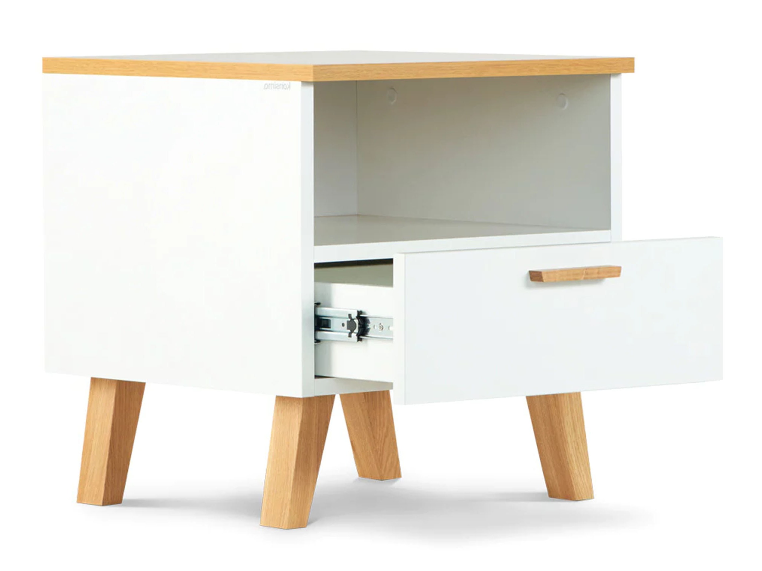 Éjjeliszekrény Fivbeli 103