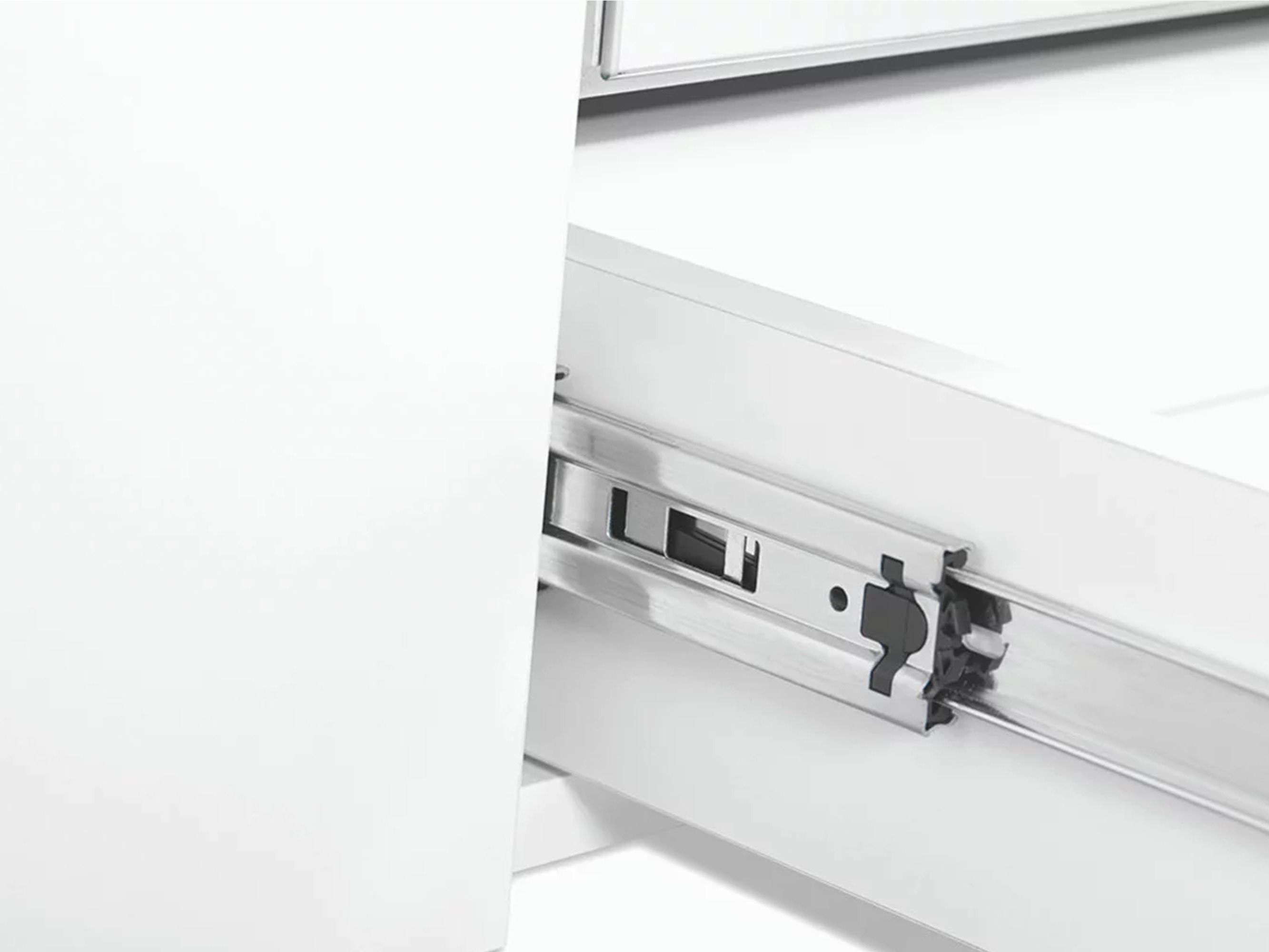 Gardróbszekrény Fivbeli 109 (Fehér + Tölgy)