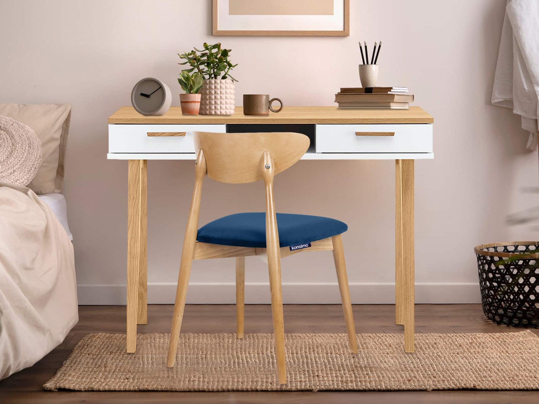 Íróasztal Fivbeli 108