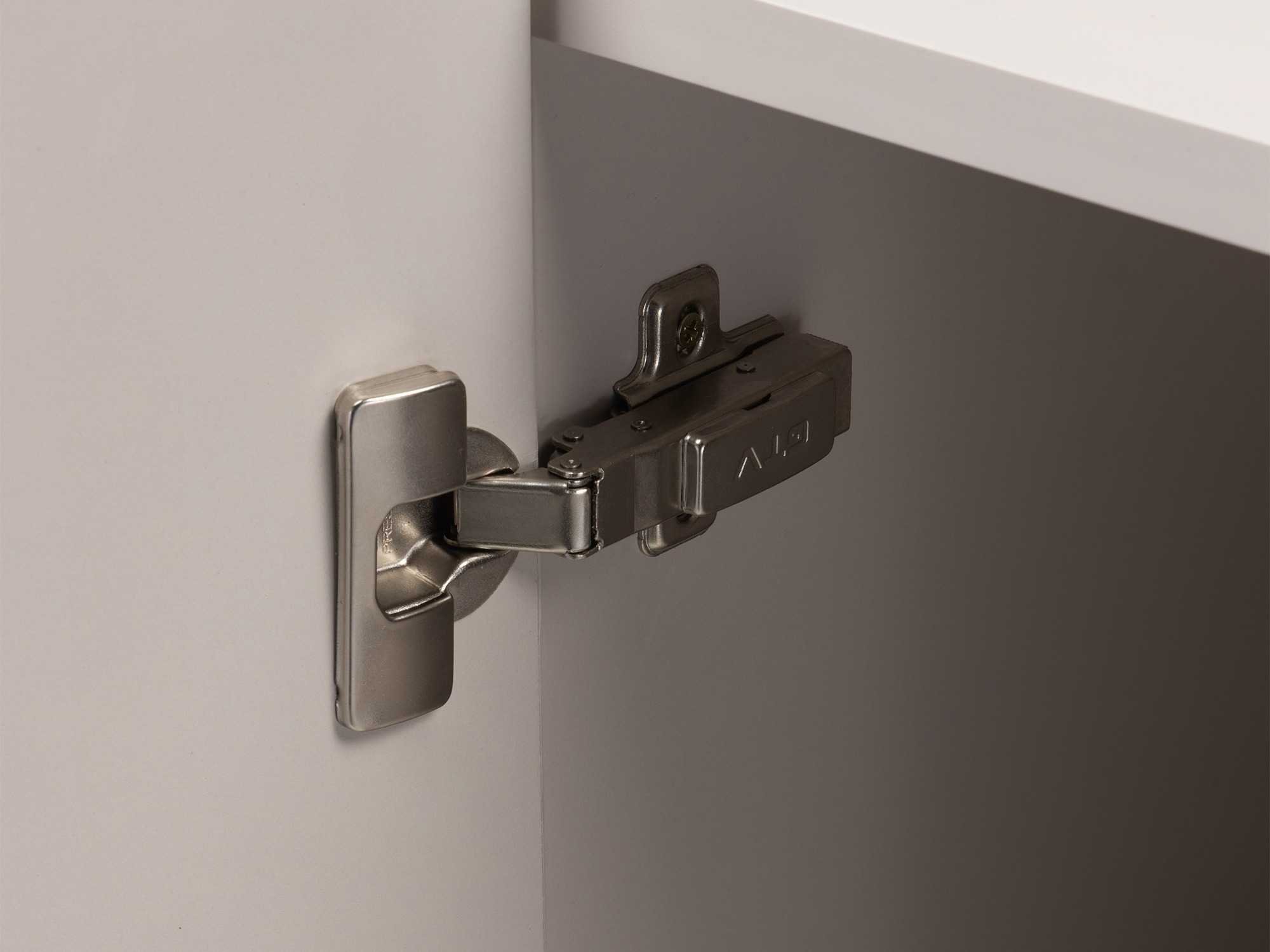 Szekrény Burleson 541