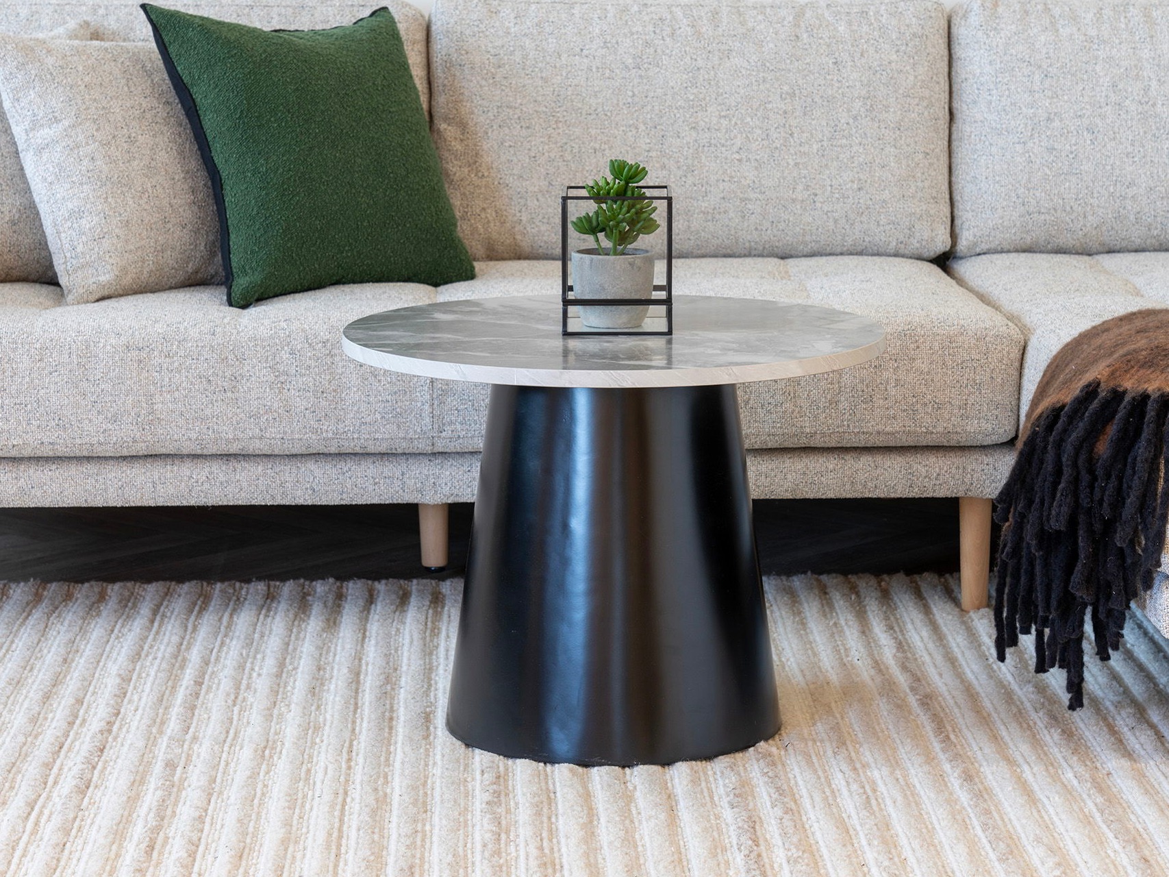 Dohányzóasztal Brea 125