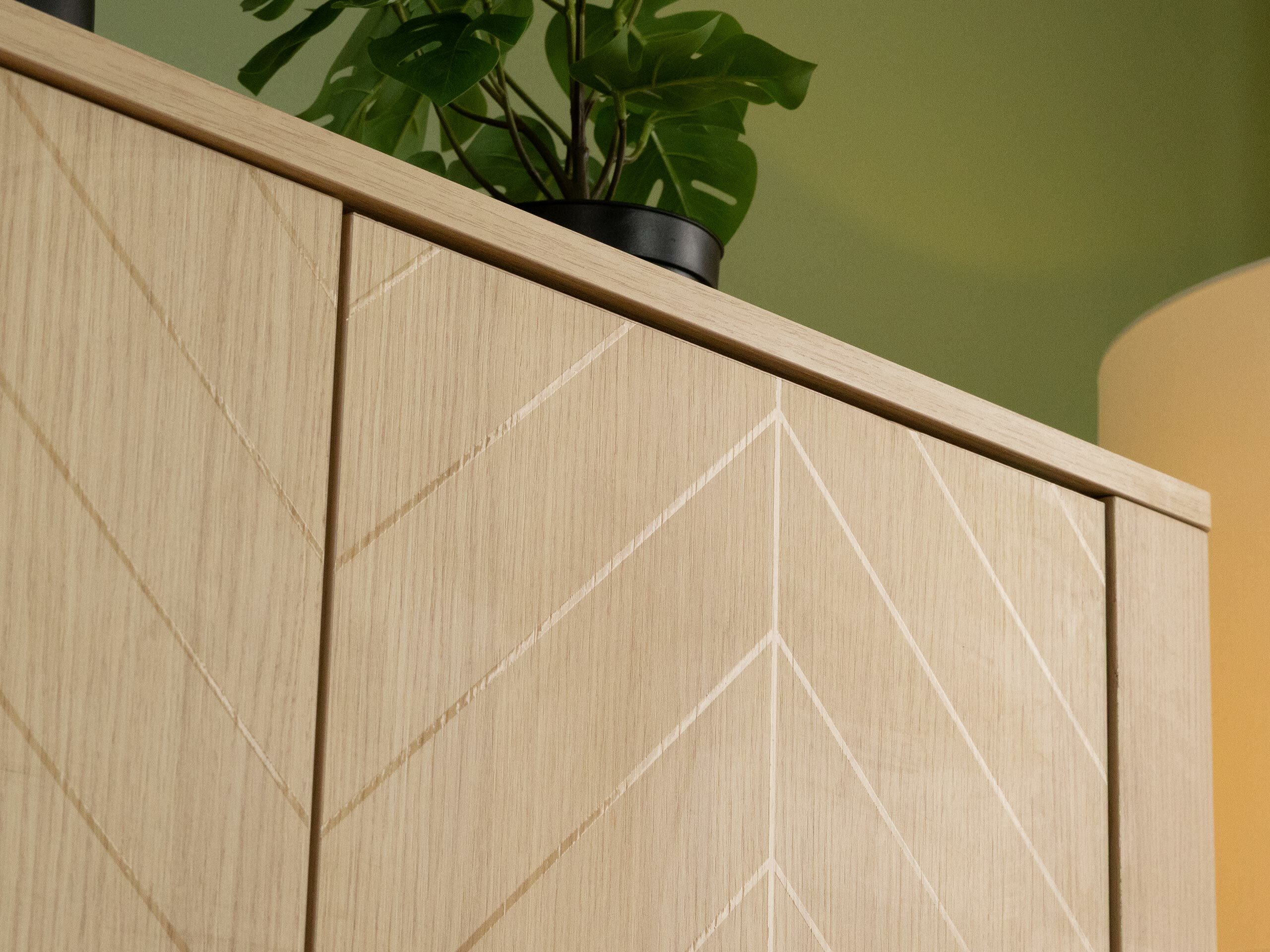 Szekrény Mavtoru 101