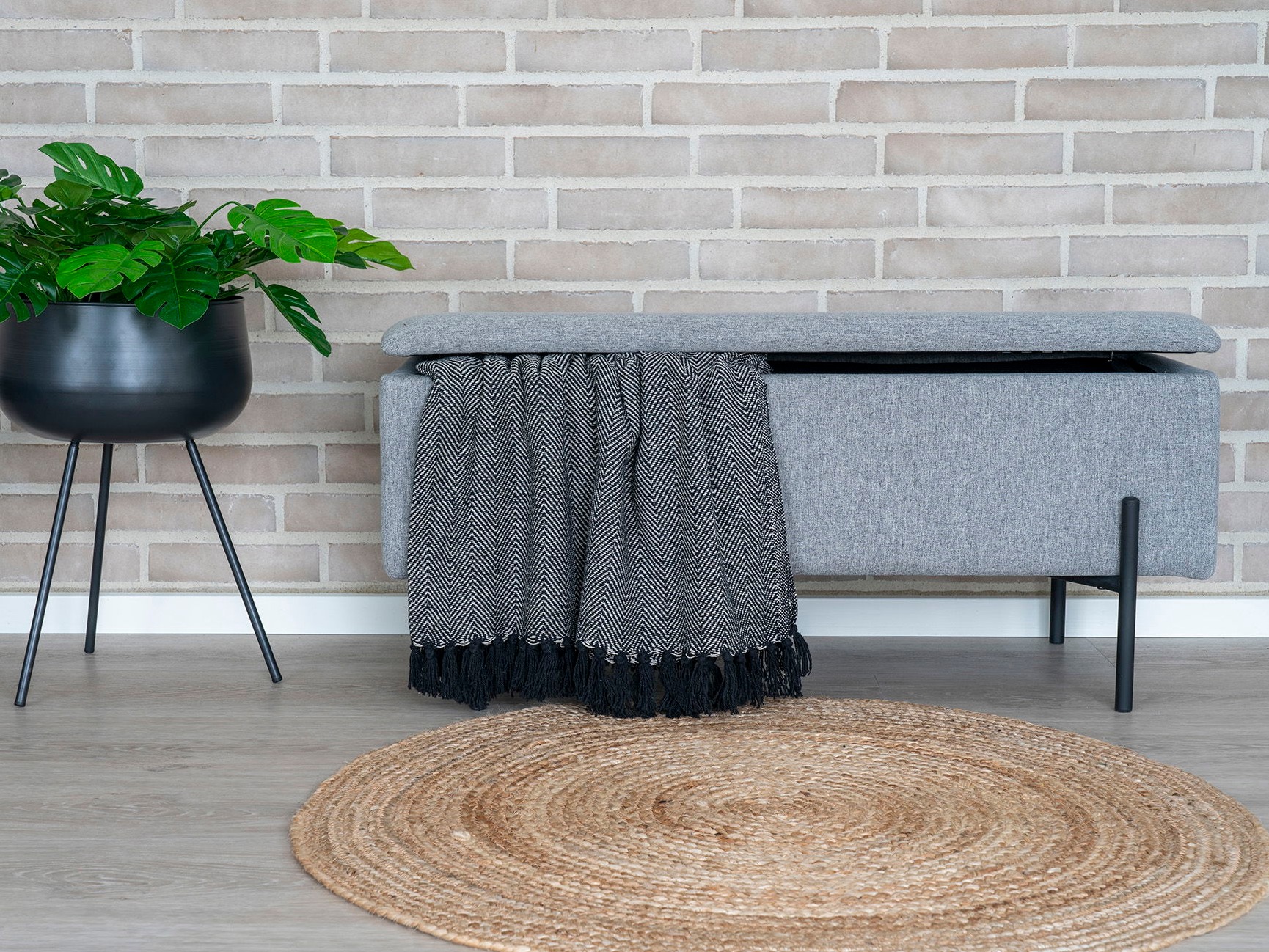 Kárpitozott pad Brea 138 (Világosszürke)