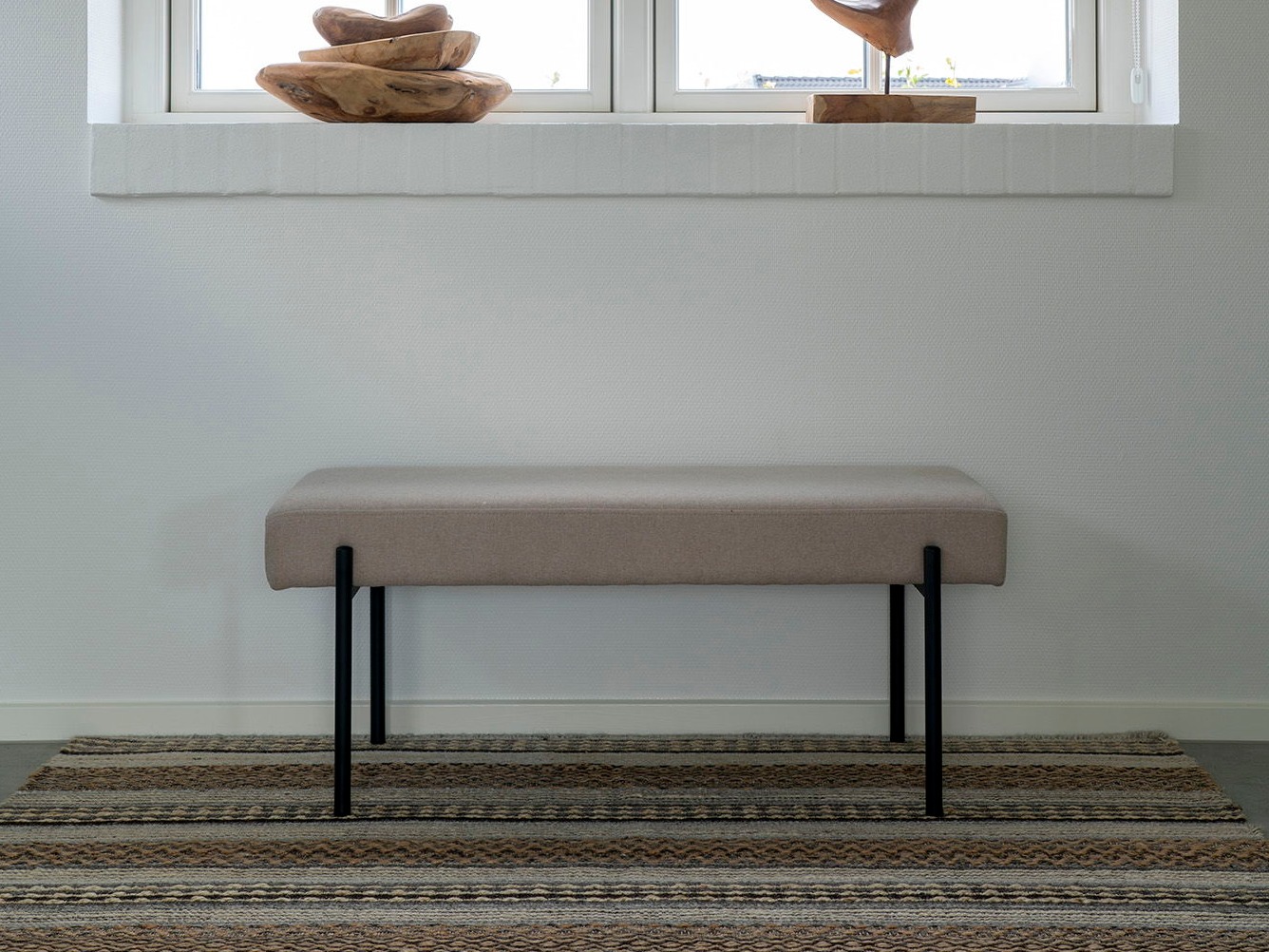 Kárpitozott pad Brea 140 (Világosbarna)