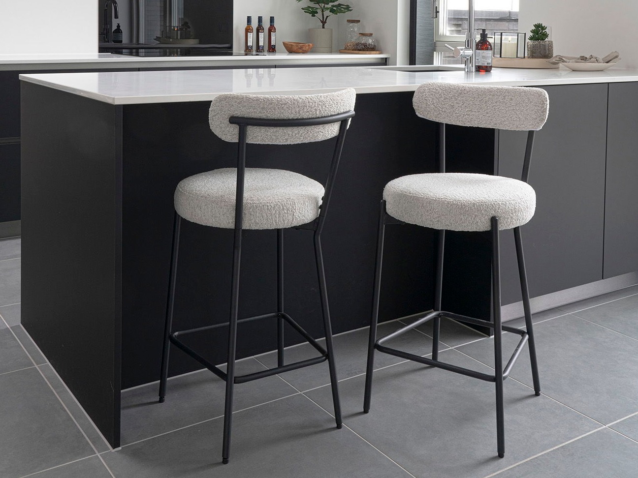 Alacsony bárszék Brea 165 (Fehér)