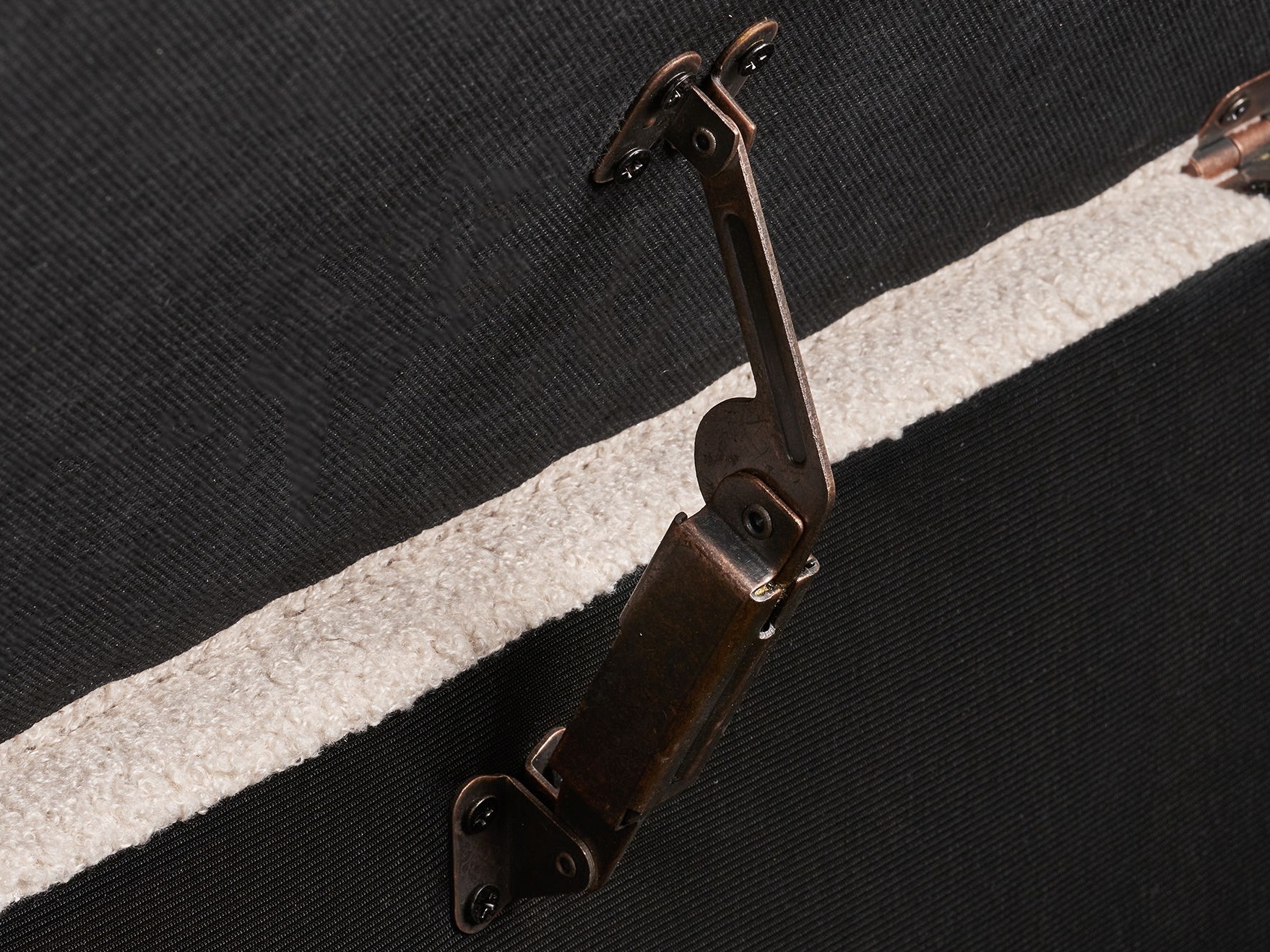 Kárpitozott pad Brea 192