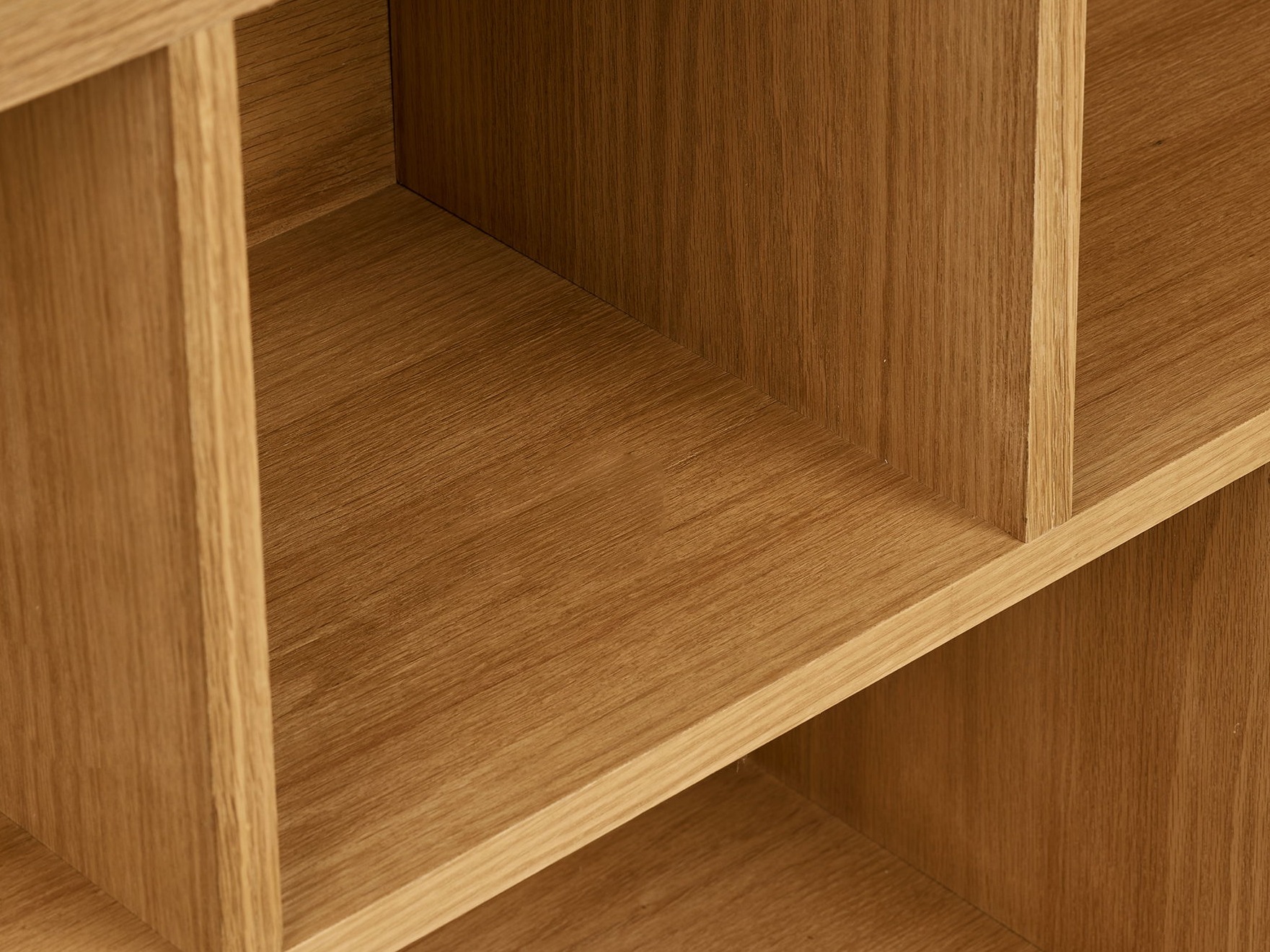 Könyvespolc Brea 233