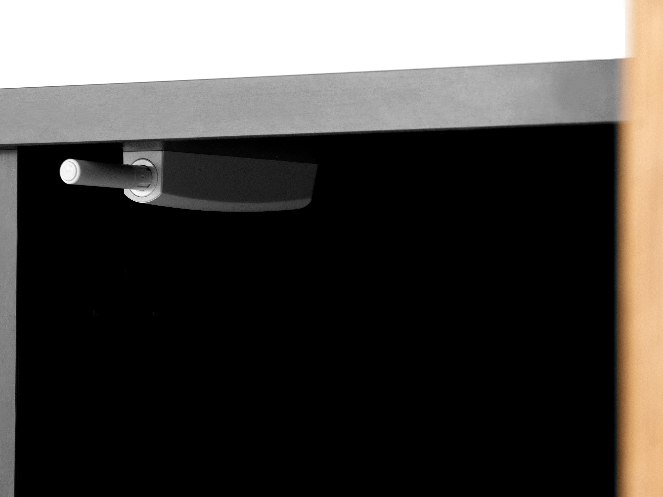 Szekrény Corevaru 108 (Fekete)