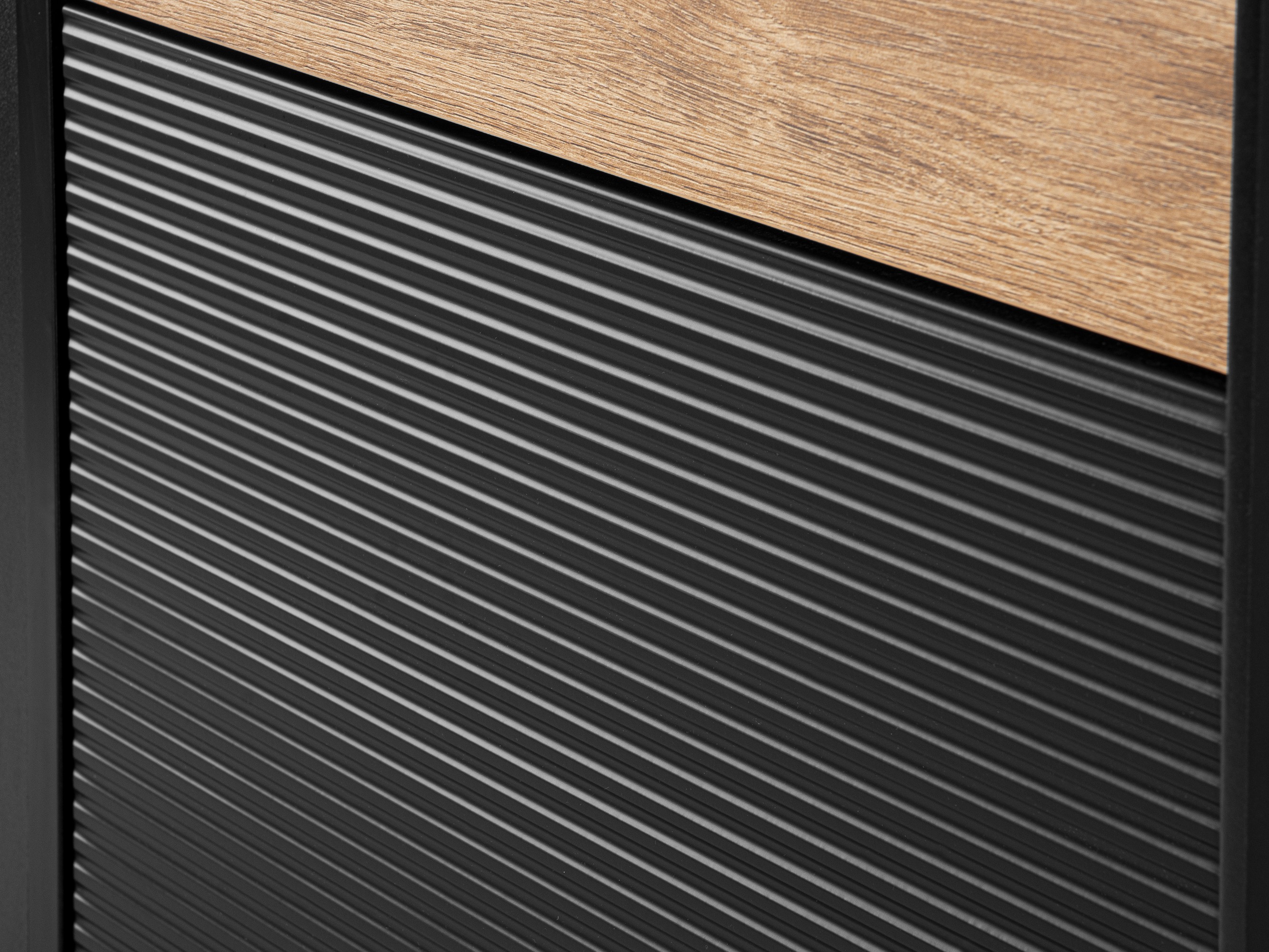 Szekrény Corevaru 114 (Fekete)