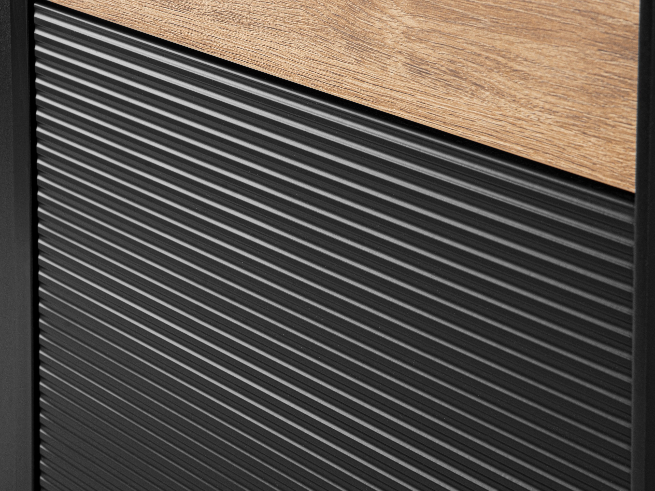 Szekrény Corevaru 115 (Fekete)