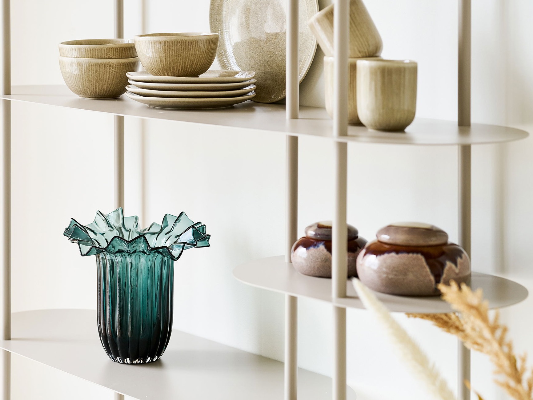 Könyvespolc Brea 274