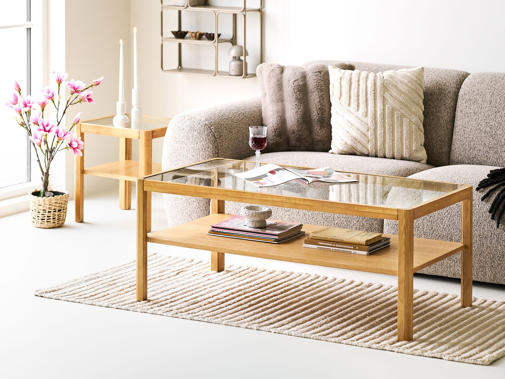 Dohányzóasztal Brea 284