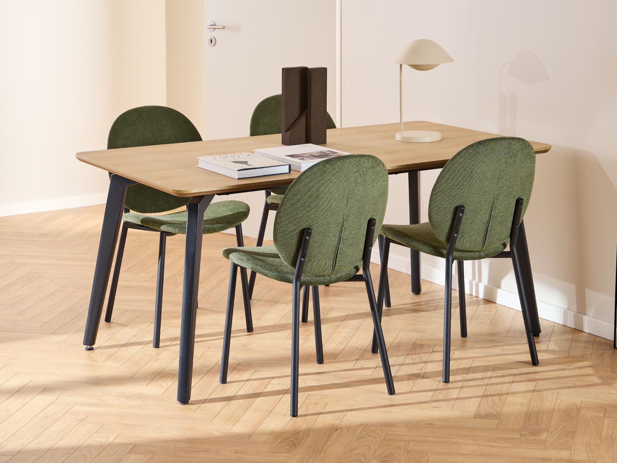 Étkezőgarnitúra Norsica 1028