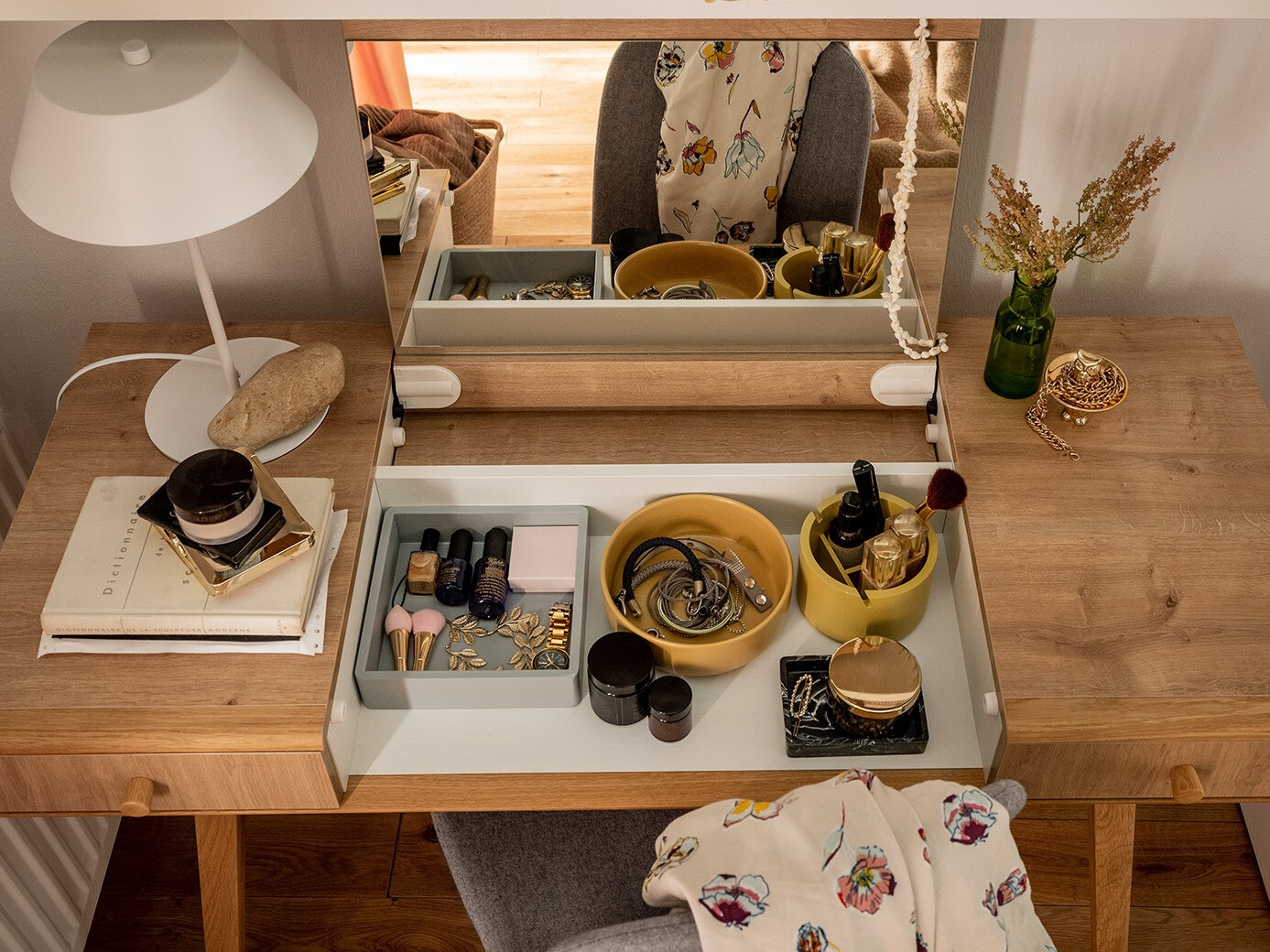 Fésülködő asztal Ruvruvi 100 (Fehér + Tölgy)