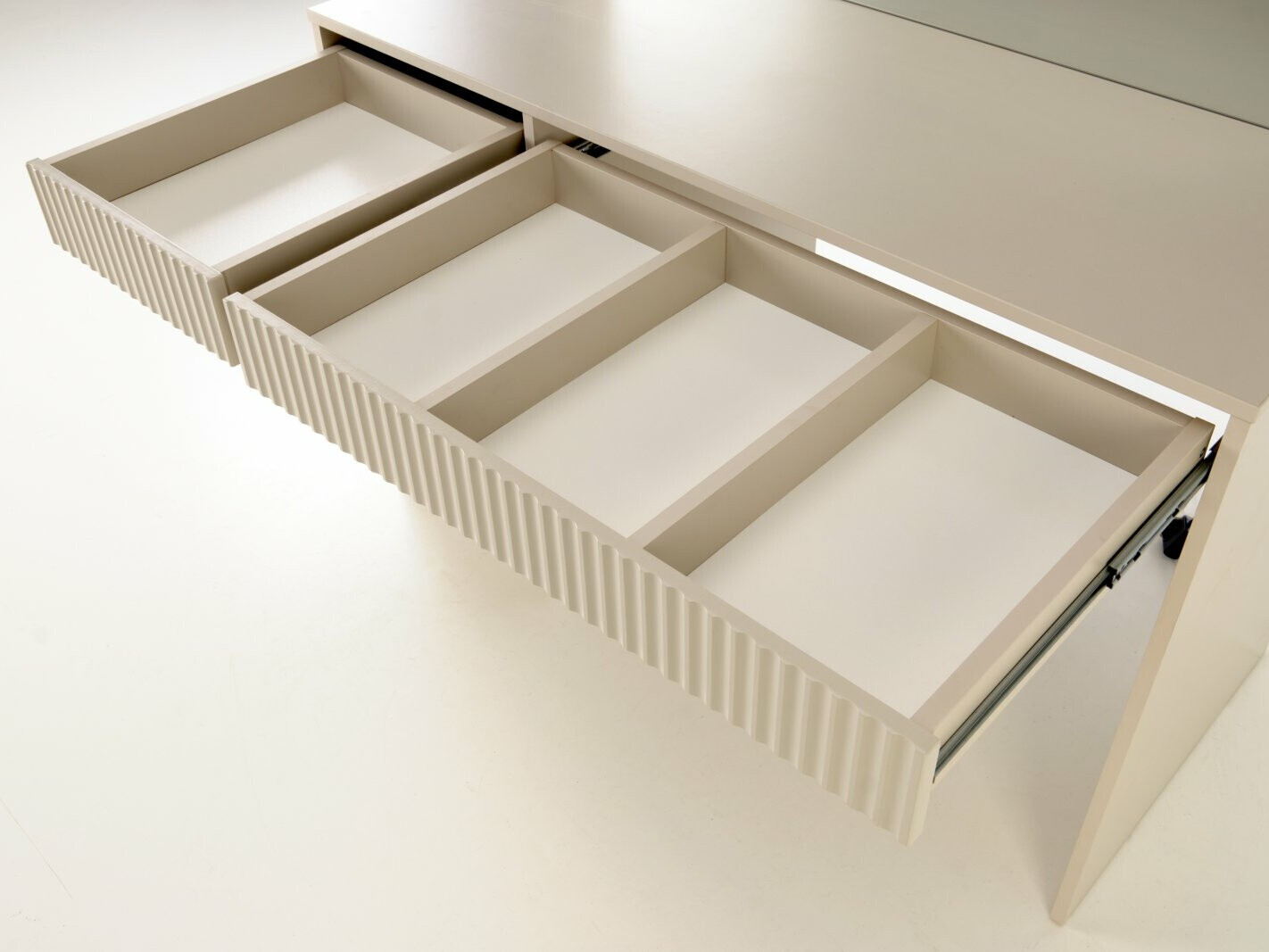 Fésülködő asztal SH11145