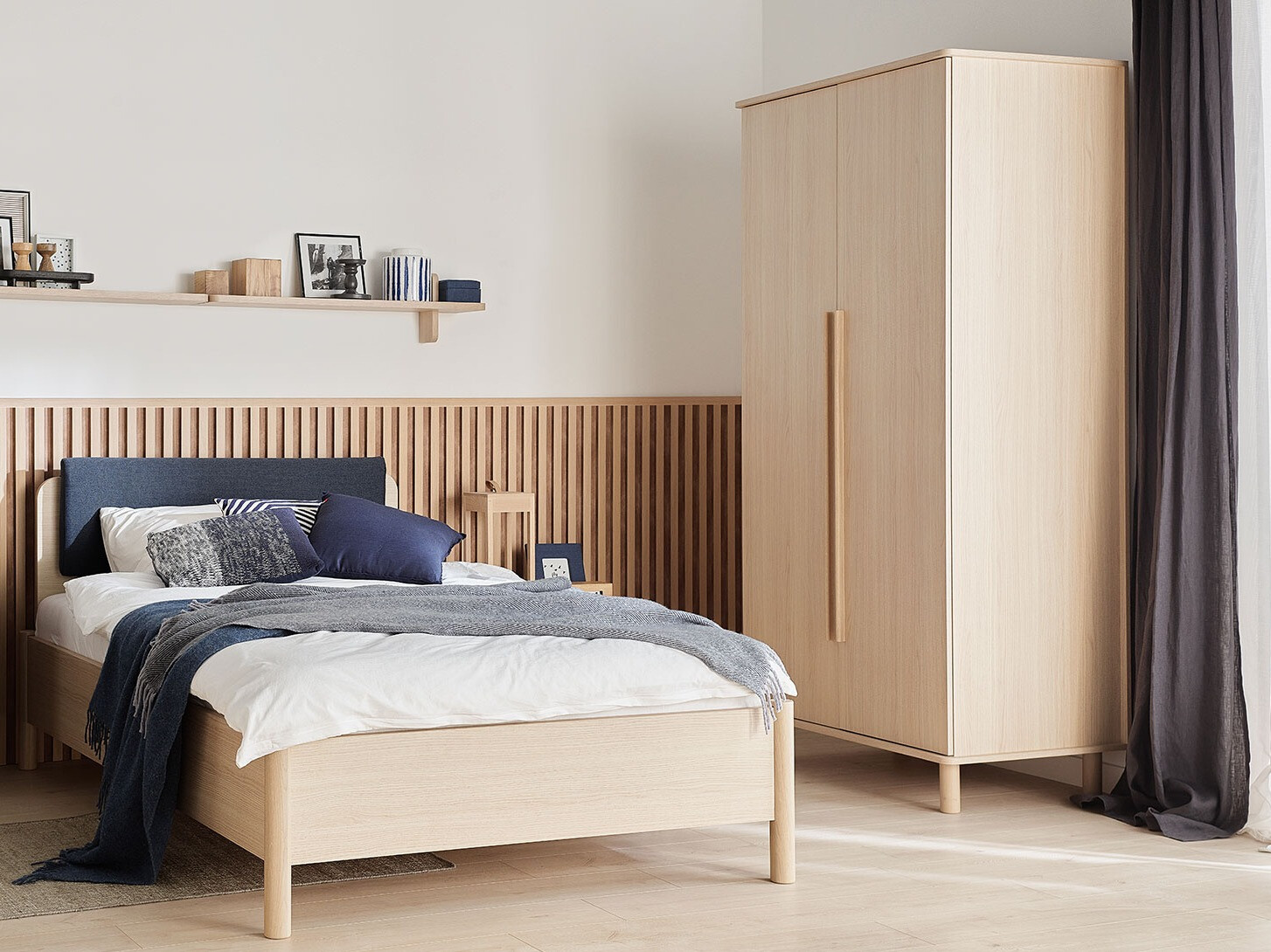 Gardróbszekrény Camcamo 103 (Igen)