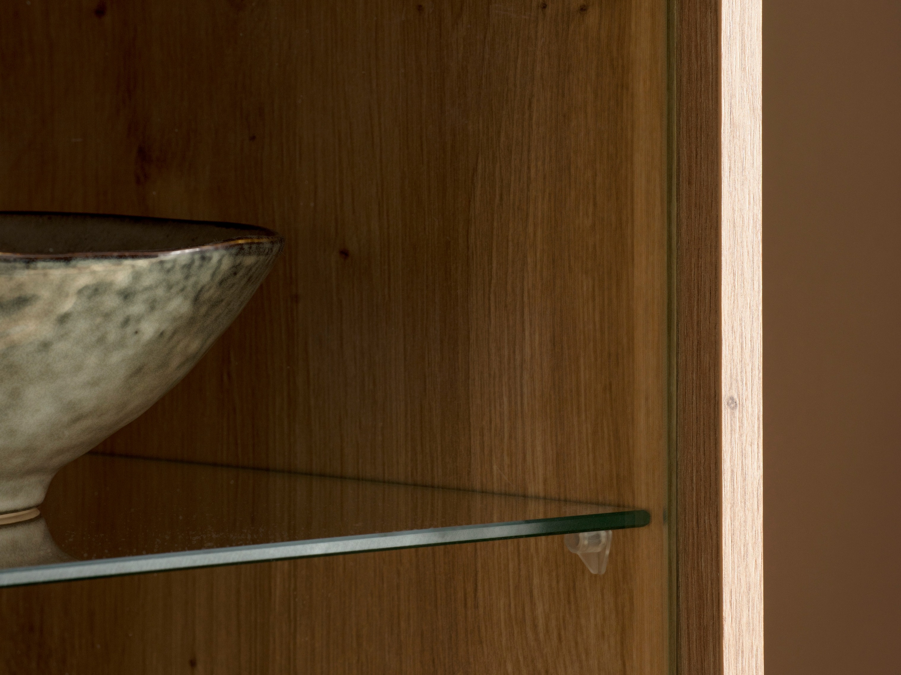 Könyvespolc Ferciro 105