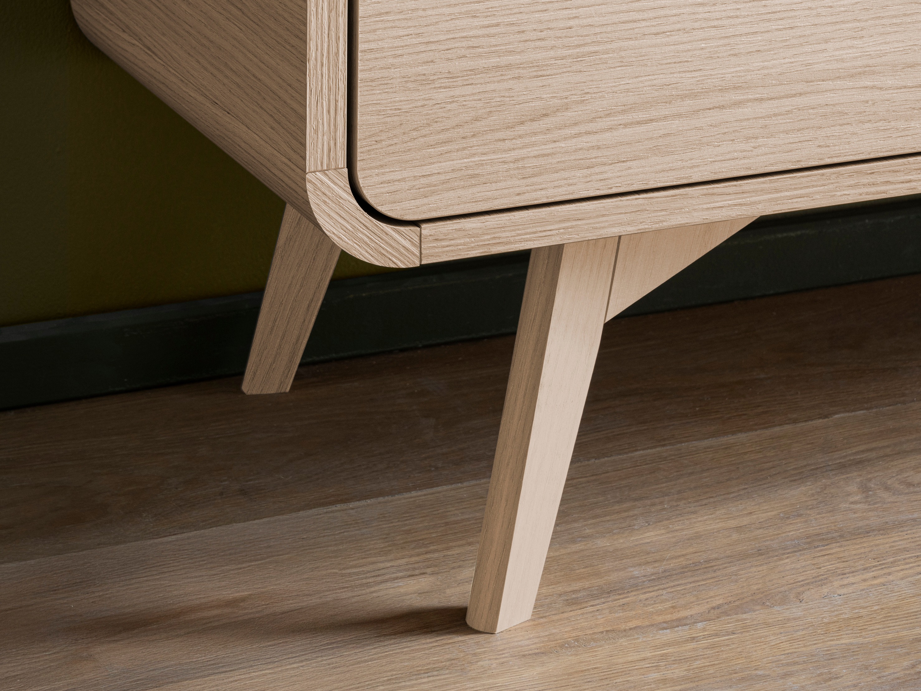 TV-állvány Vesdore 100