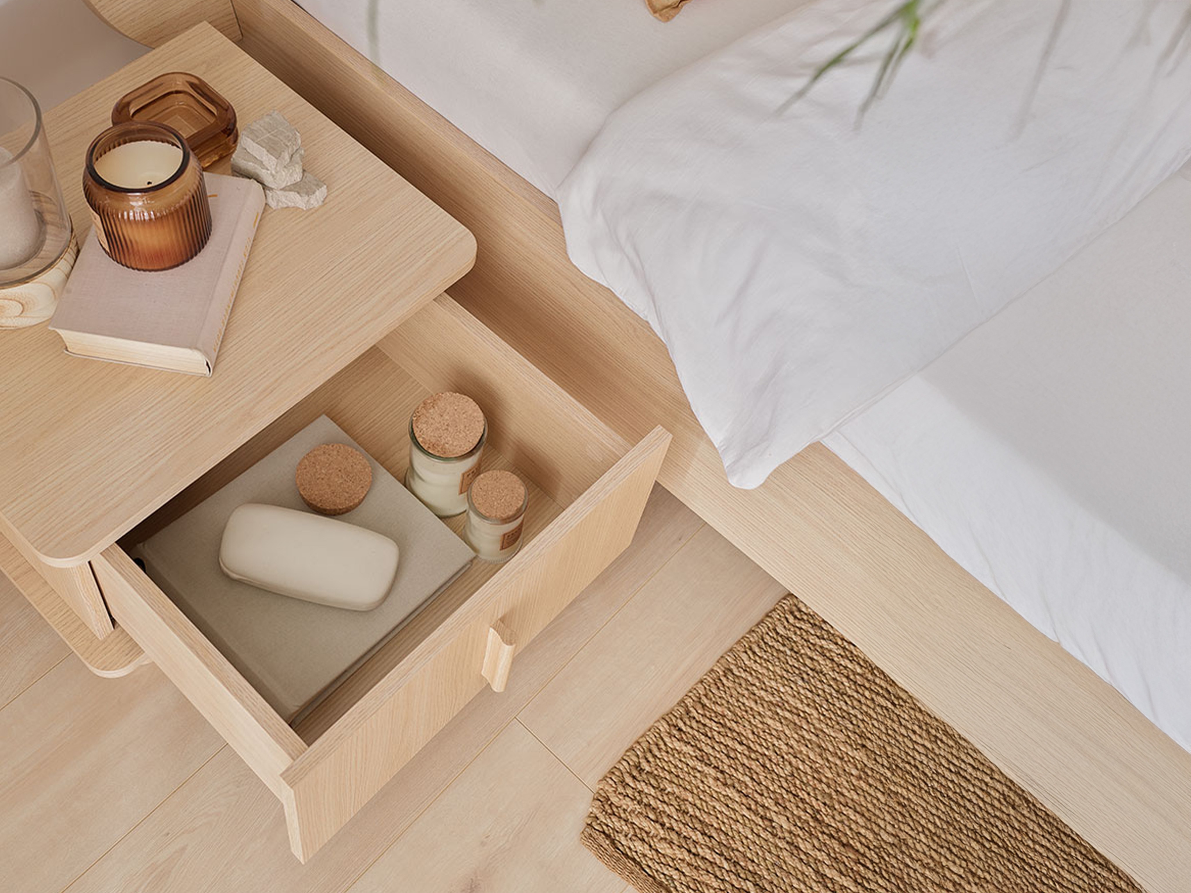 Éjjeliszekrény Camcamo 106