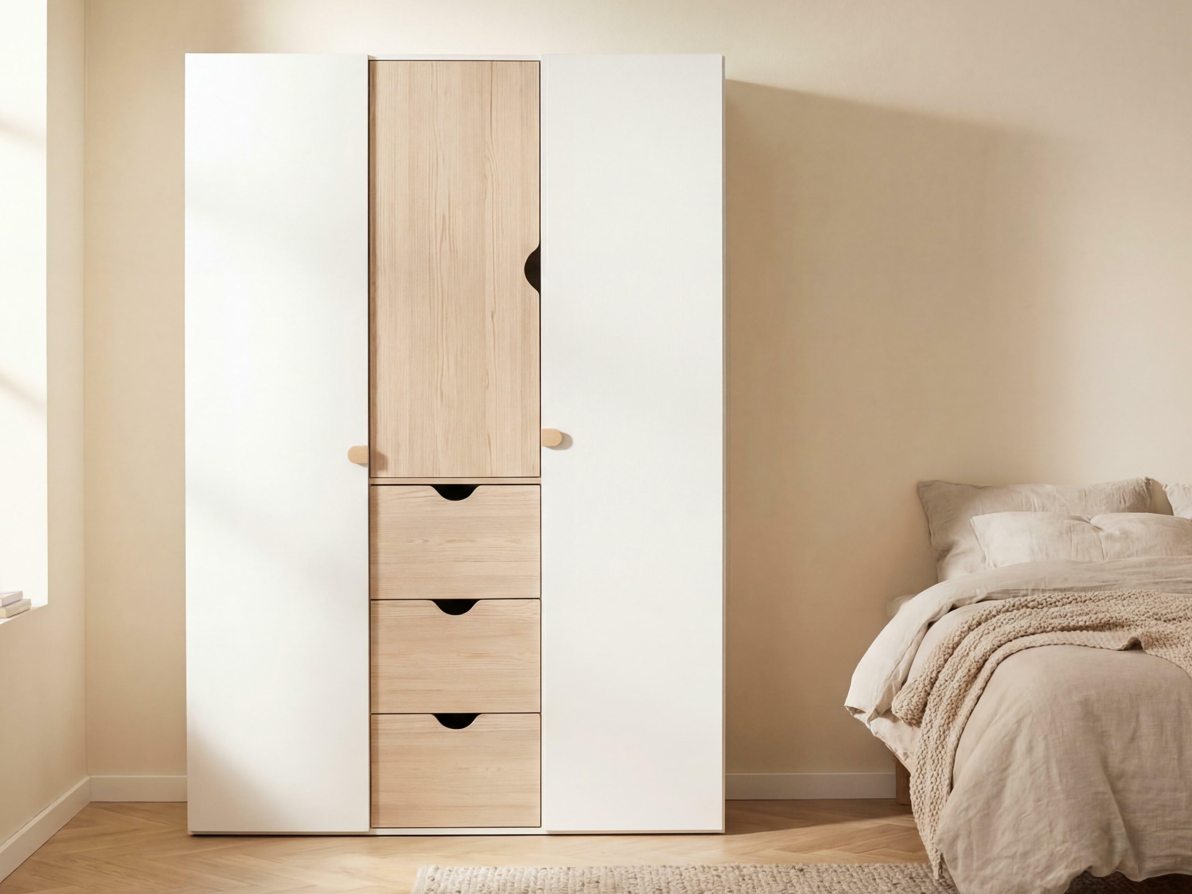 Gardróbszekrény Nutese 107