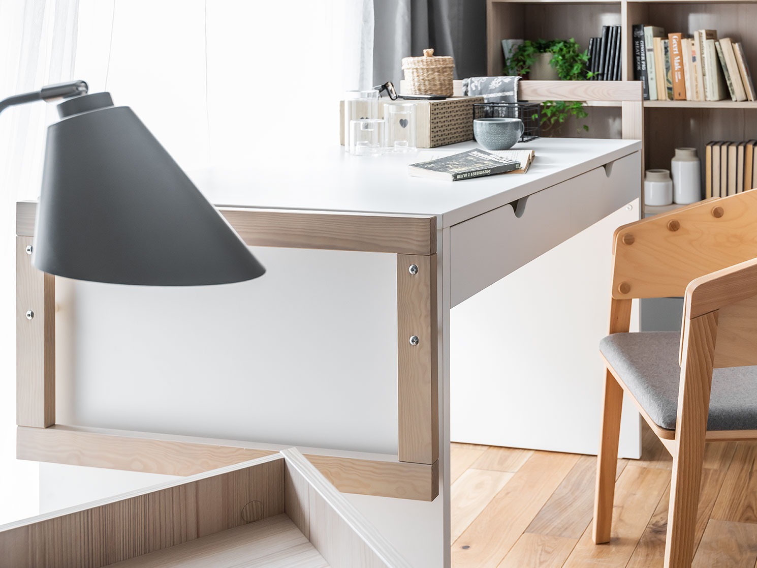 Íróasztal Nutese 110