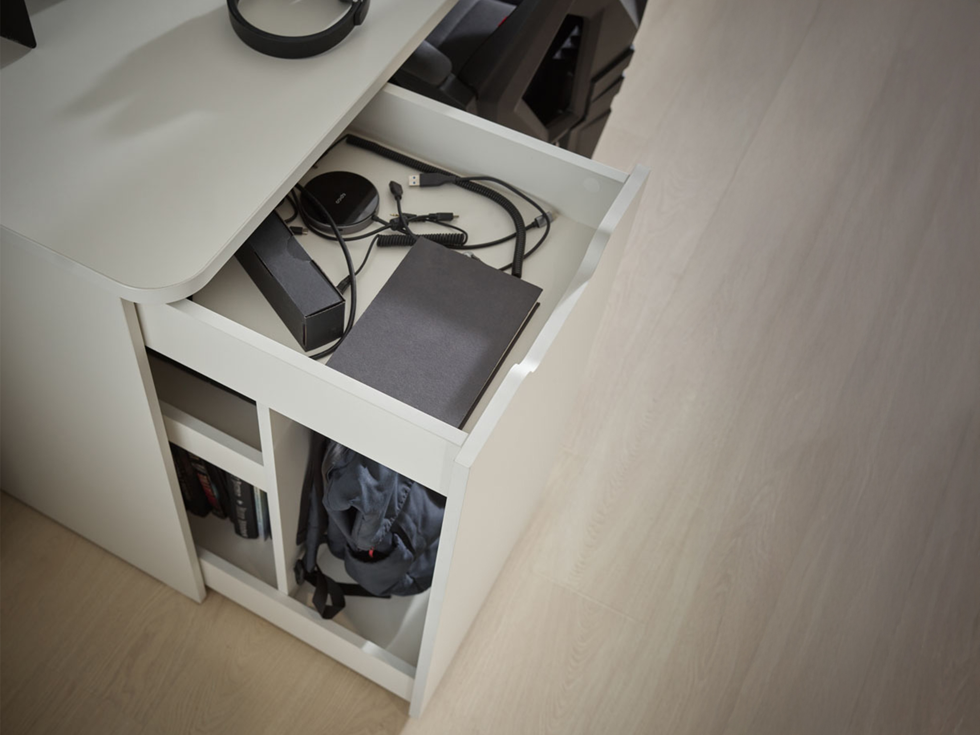 Íróasztal Tornolo 133