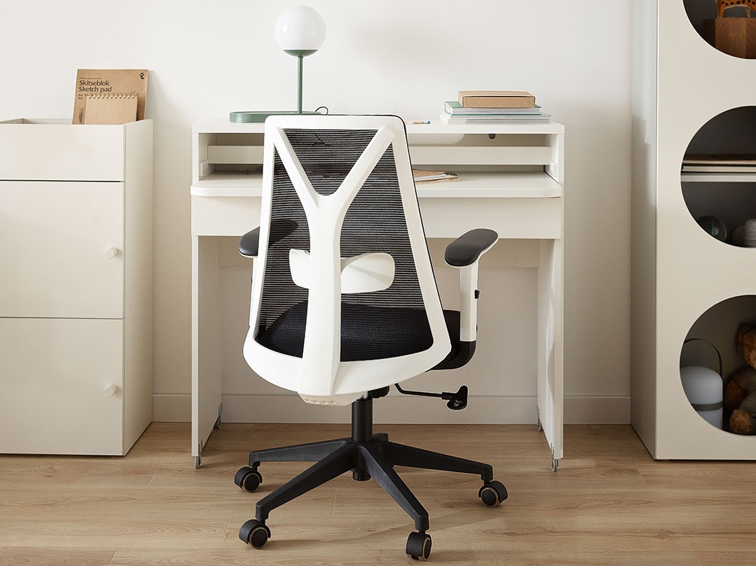 Íróasztal Tornolo 134