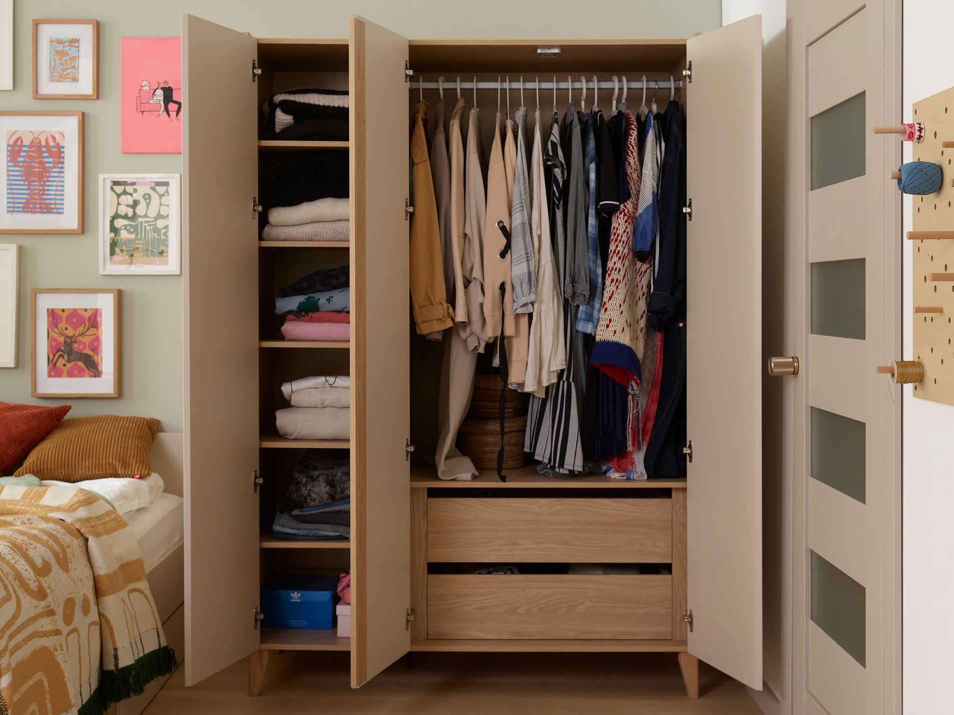 Gardróbszekrény Velrome 110 (Tölgy + Bézs)