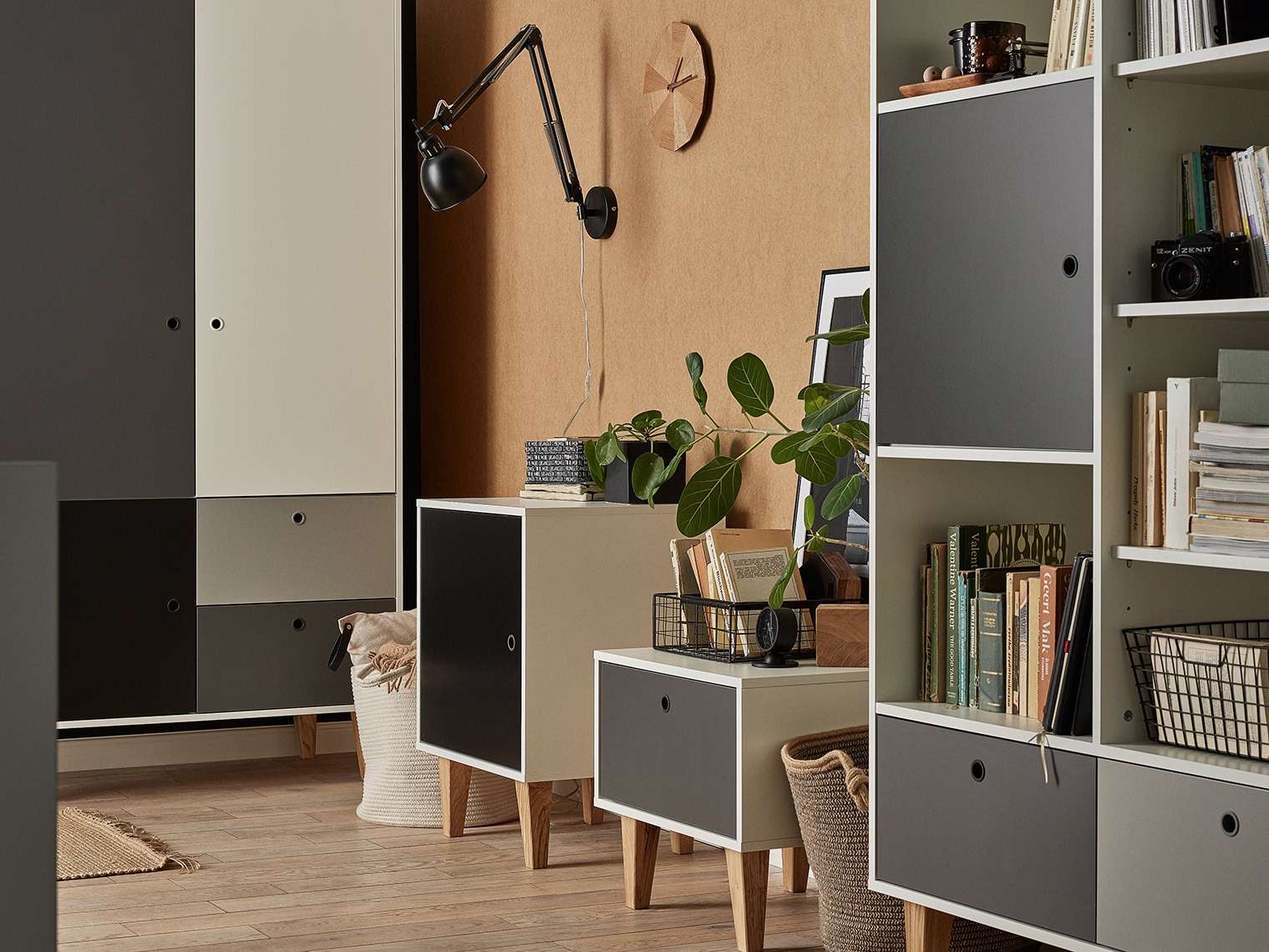 Éjjeliszekrény Domfera 107