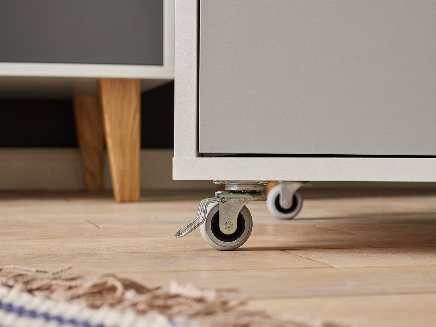 Szekrény Domfera 108