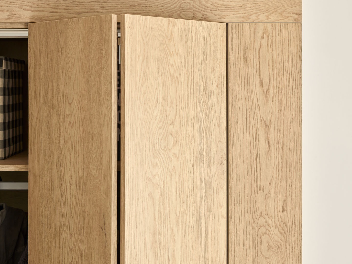 Gardróbszekrény Daltoro 110