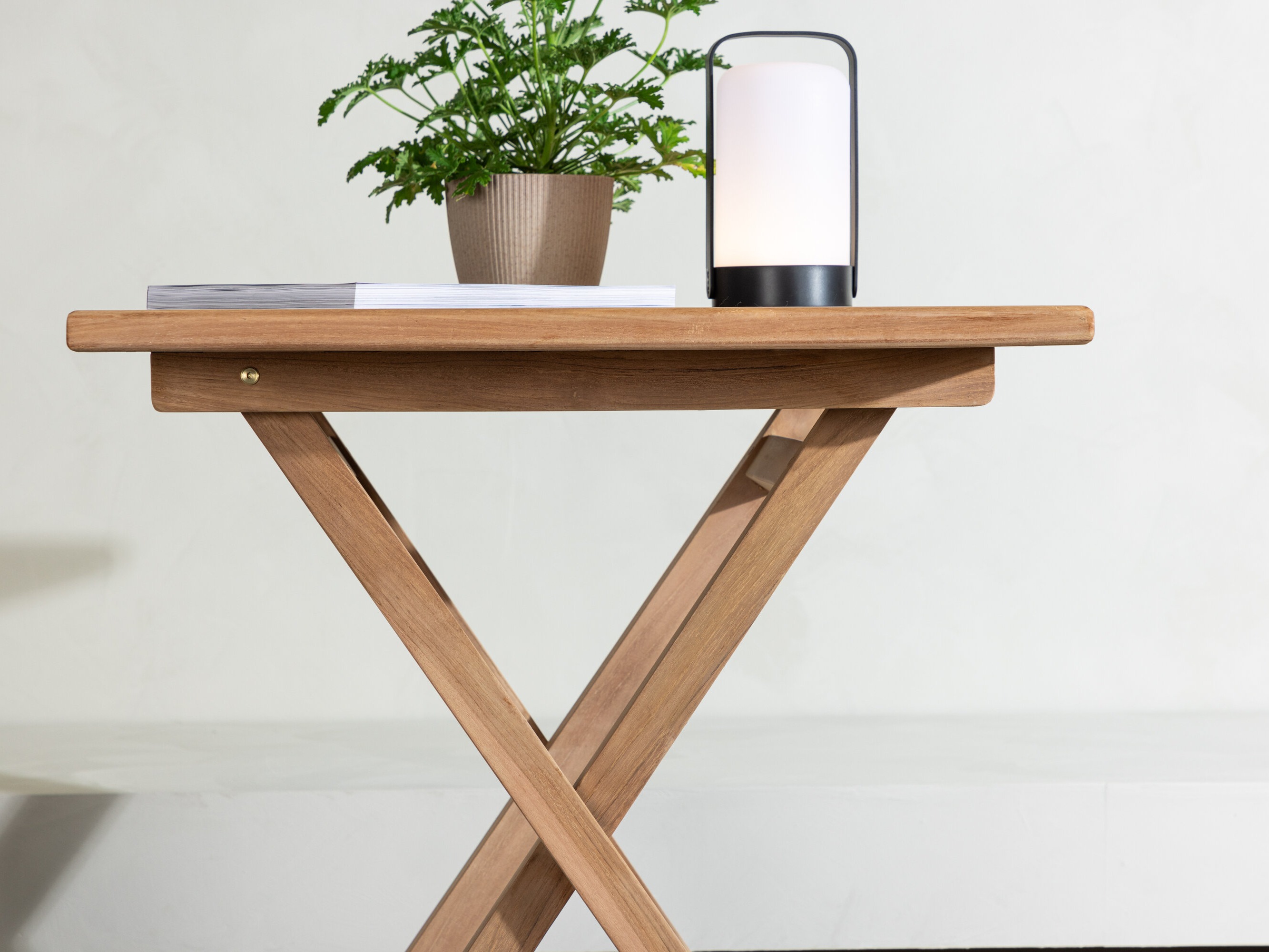 Kerti dohányzóasztal Nunova 137