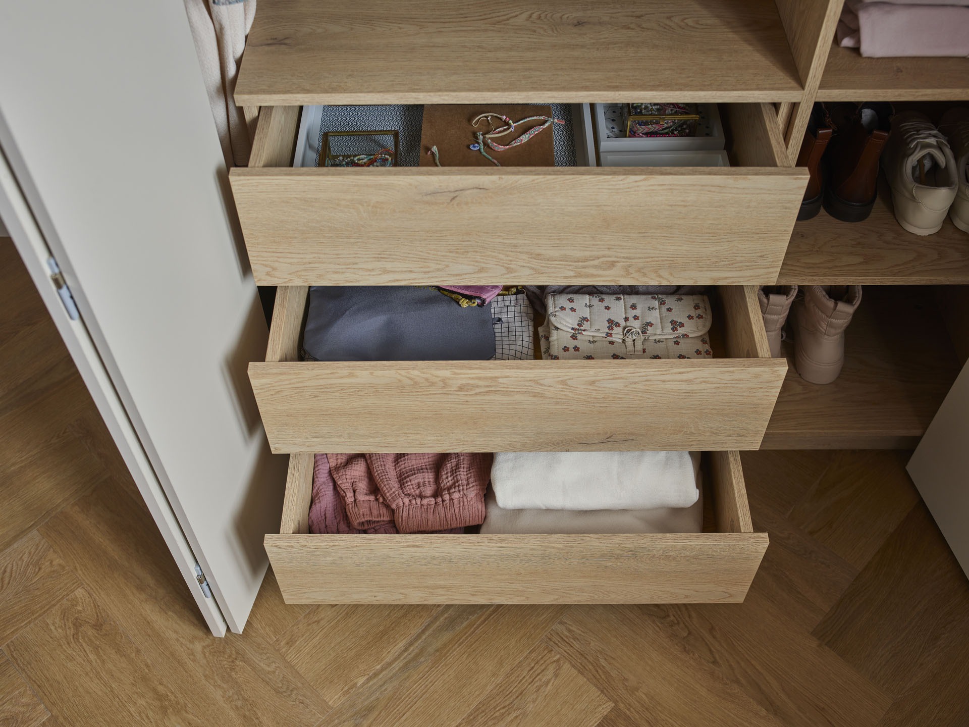 Gardróbszekrény Daltoro 100