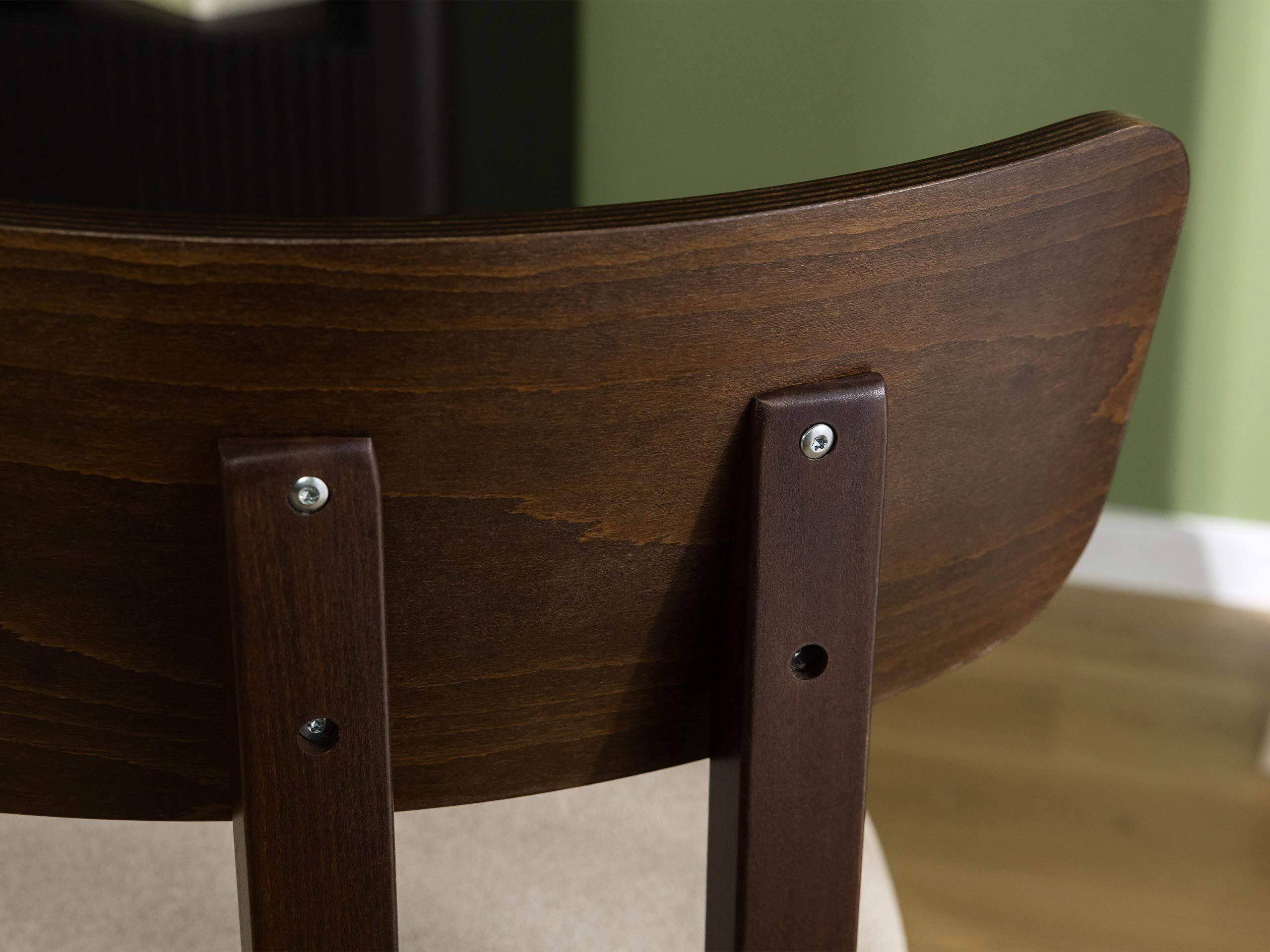 Szék Victorville 382 (Dió)