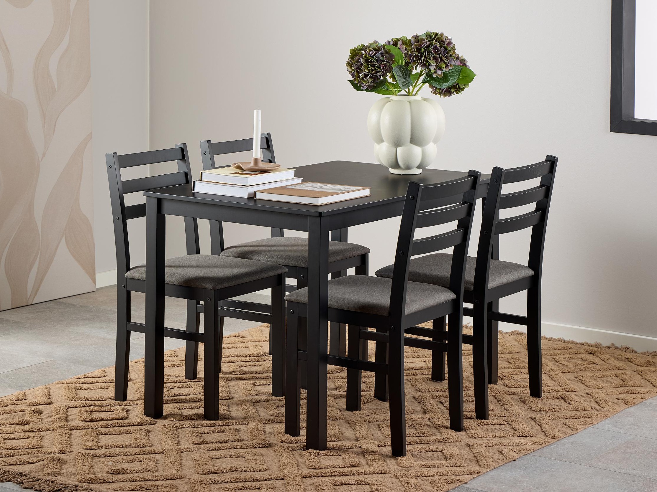 Étkezőgarnitúra Norsica 857 (Fekete + Világosszürke)