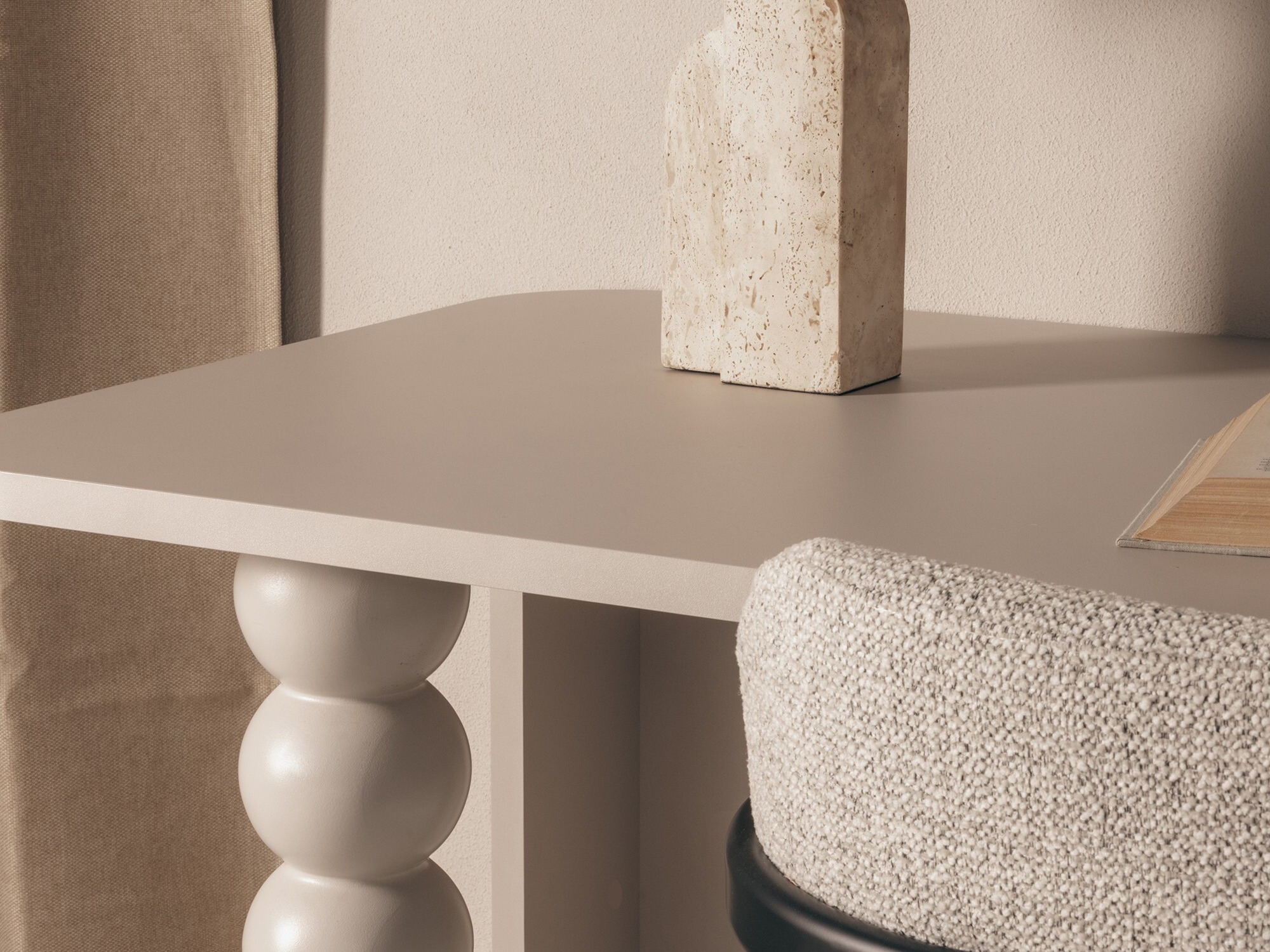 Íróasztal Burleson 605