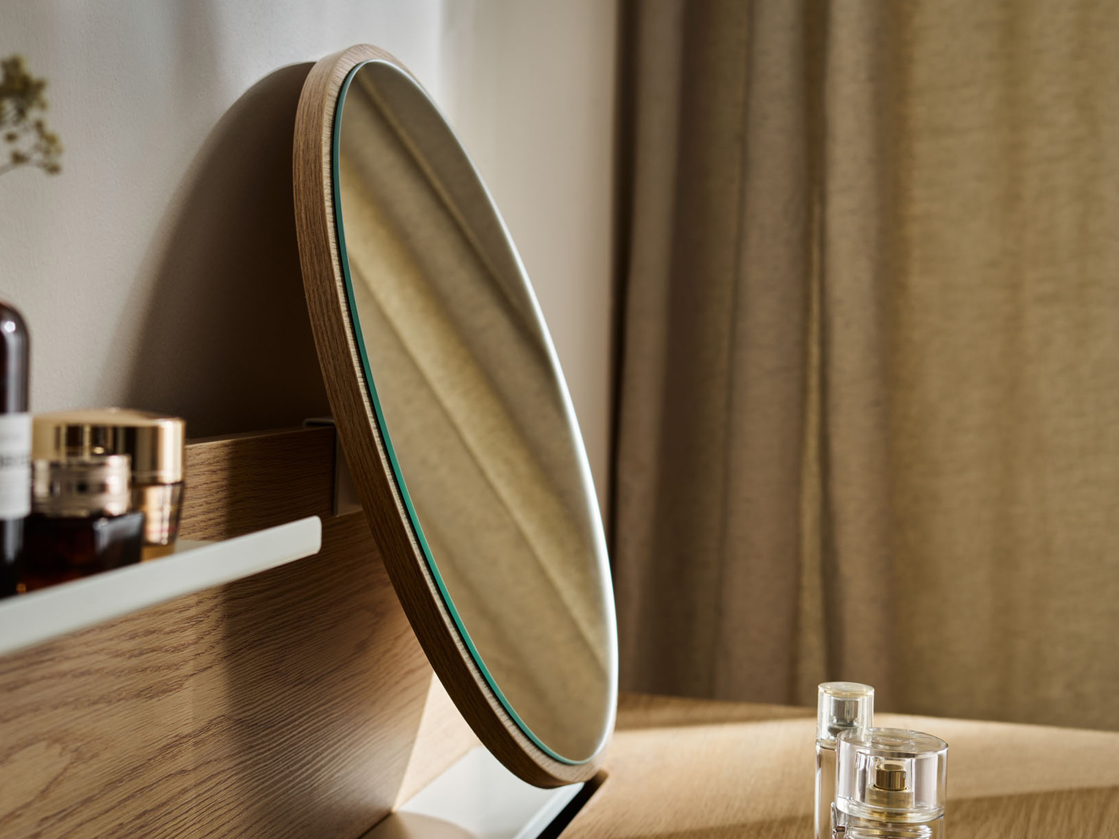 Fésülködő asztal Ruvcamu 107