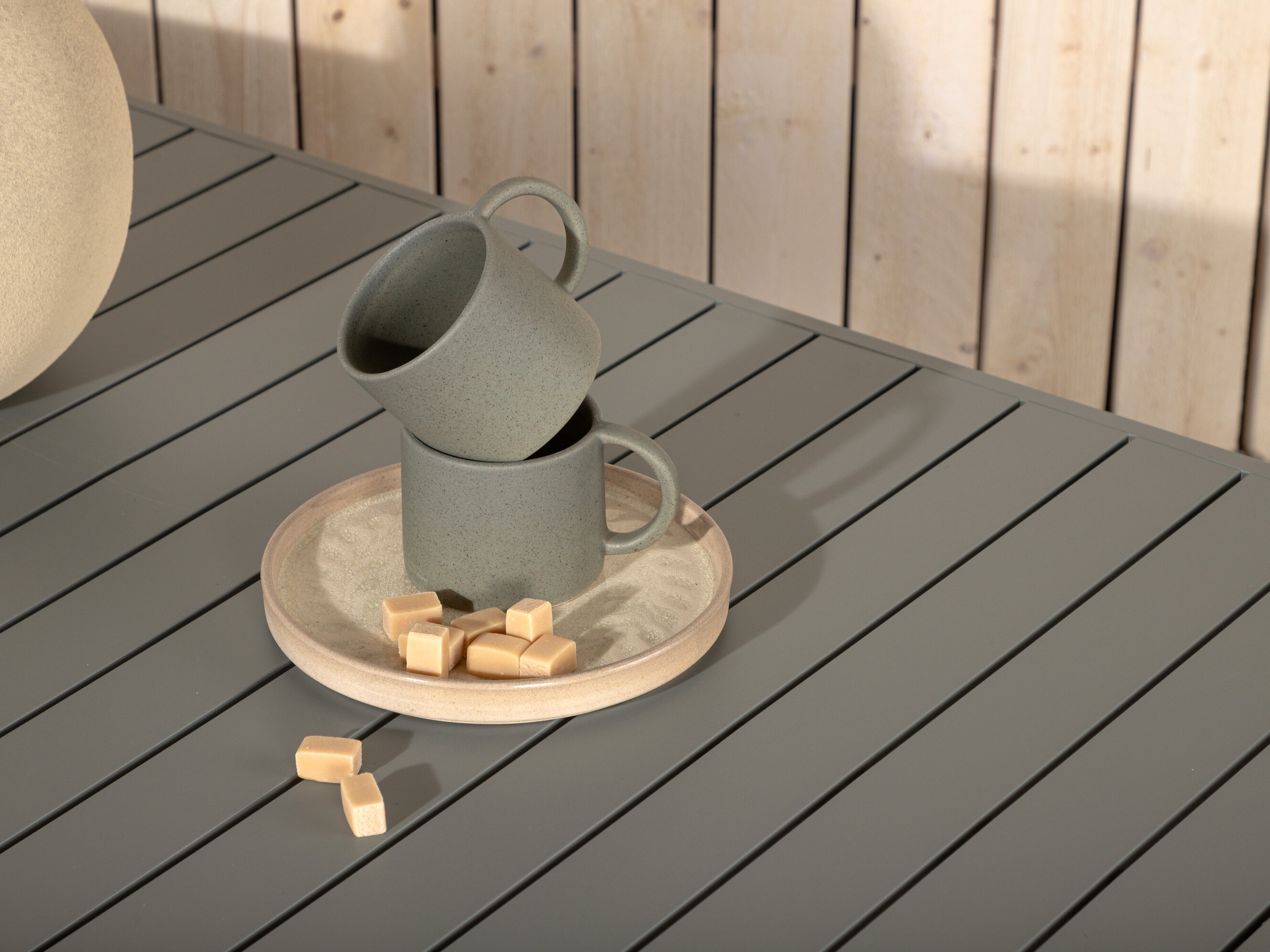 Kerti dohányzóasztal Camorlo 106 (Khaki)